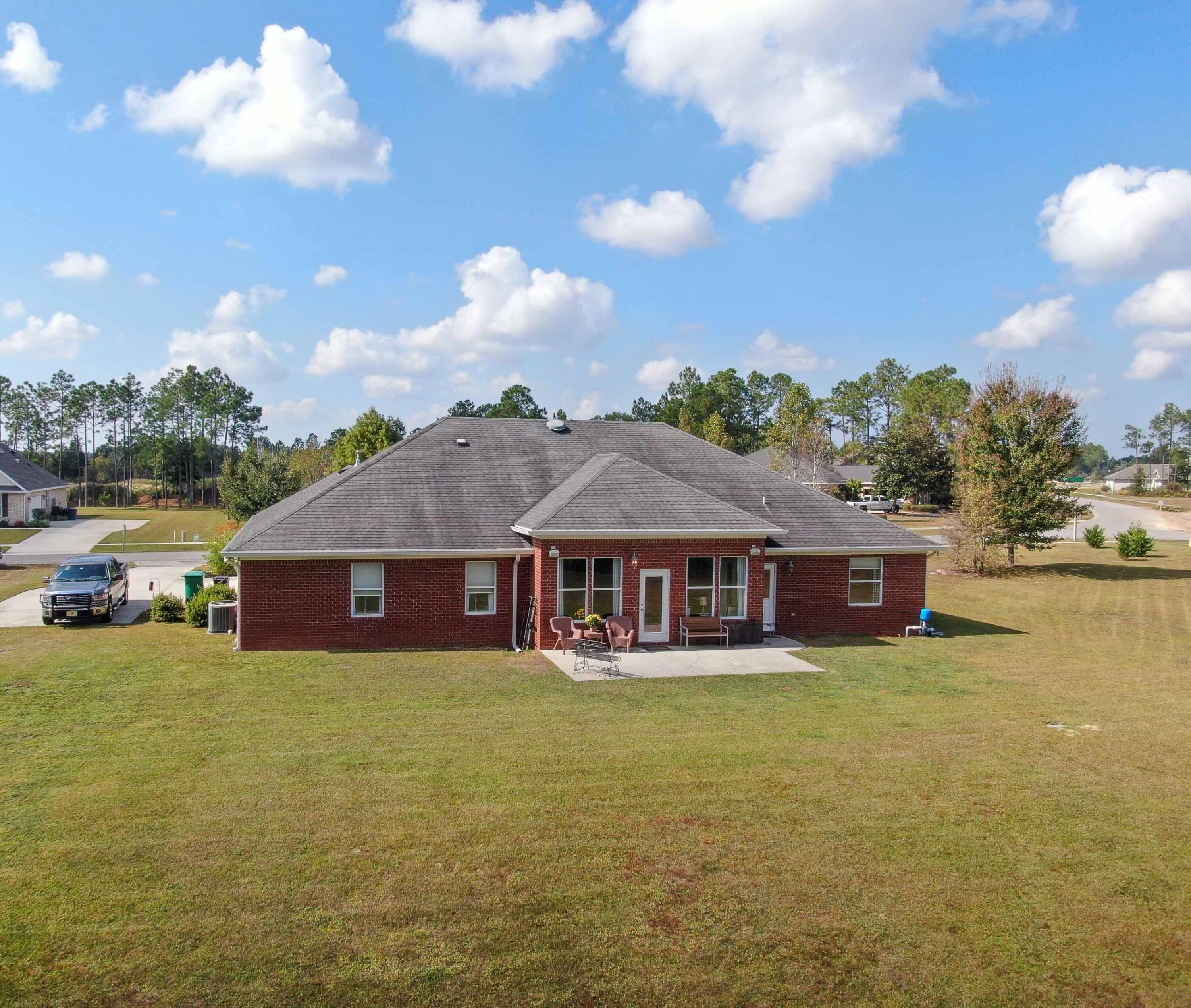 492 E Club House Drive