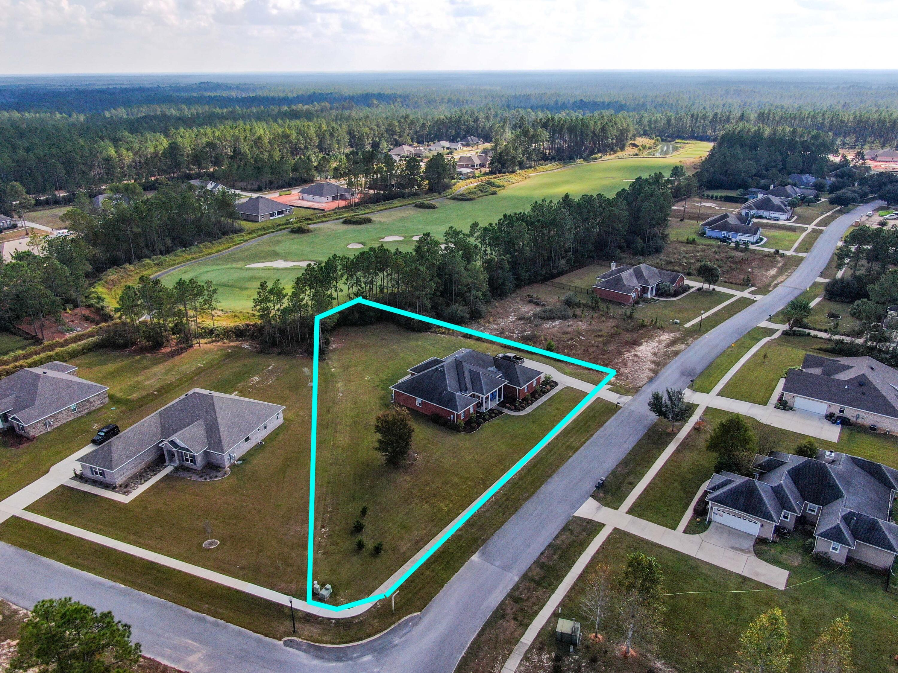 492 E Club House Drive