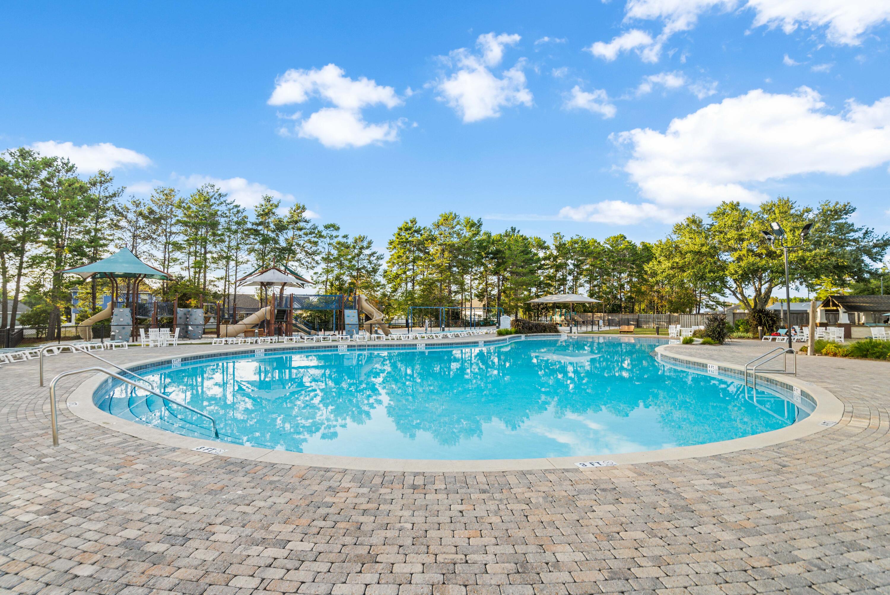112 E CAPTAIN FRITZ WAY