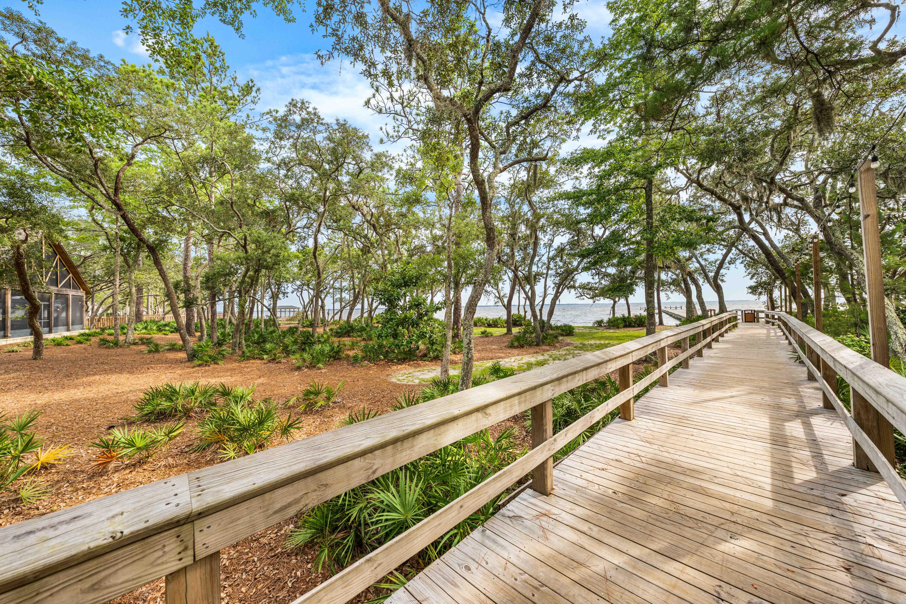 112 E CAPTAIN FRITZ WAY
