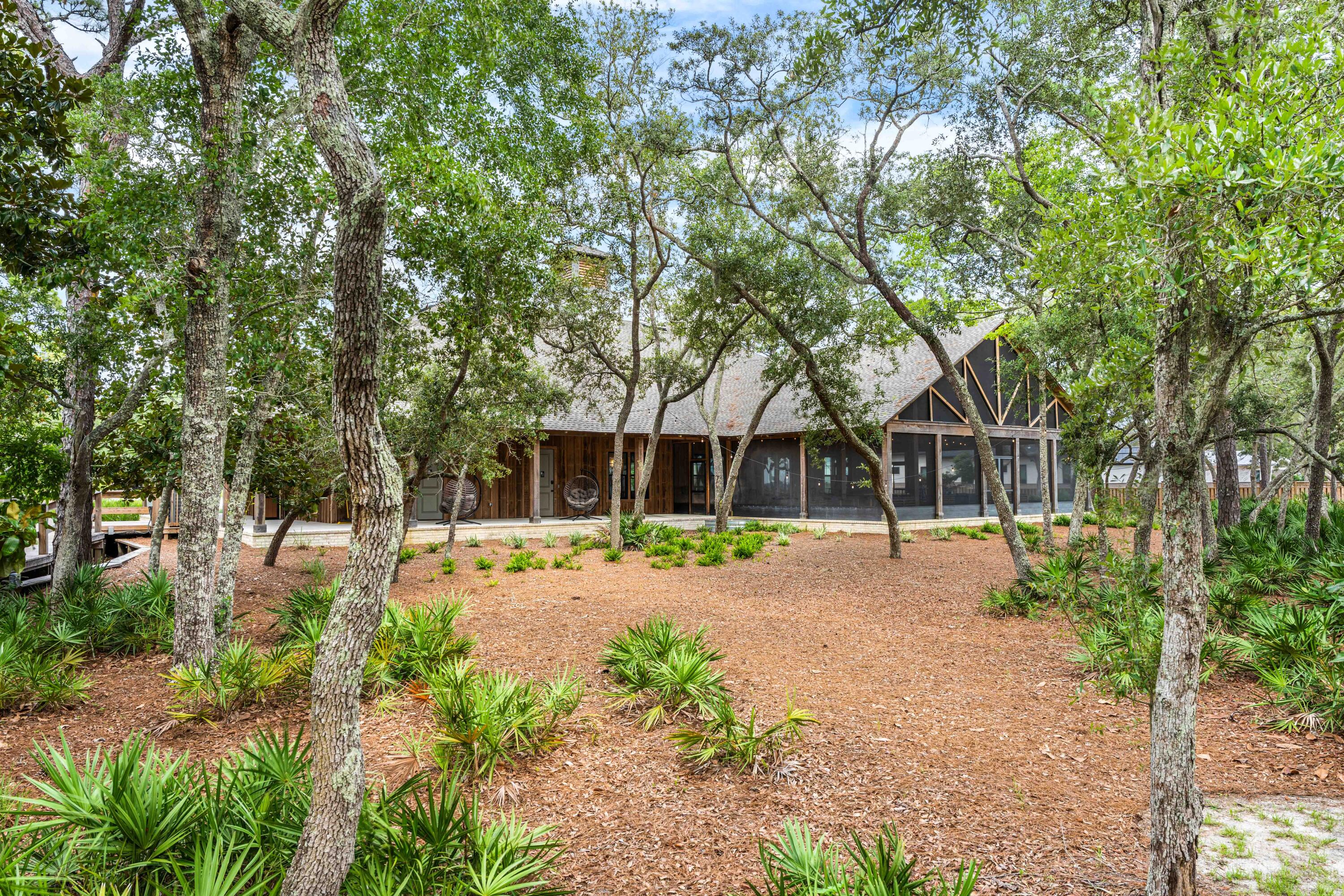 112 E CAPTAIN FRITZ WAY