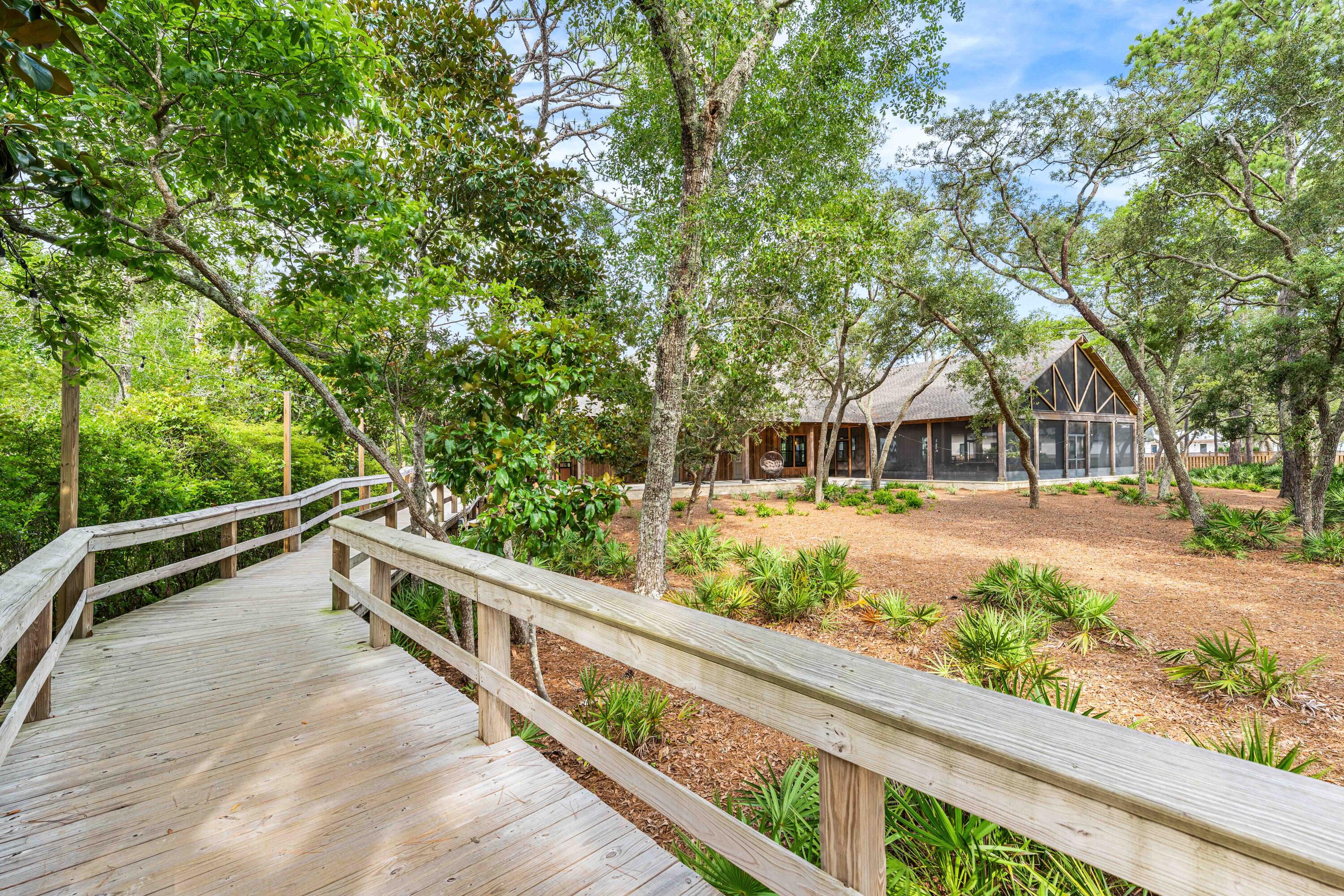 112 E CAPTAIN FRITZ WAY