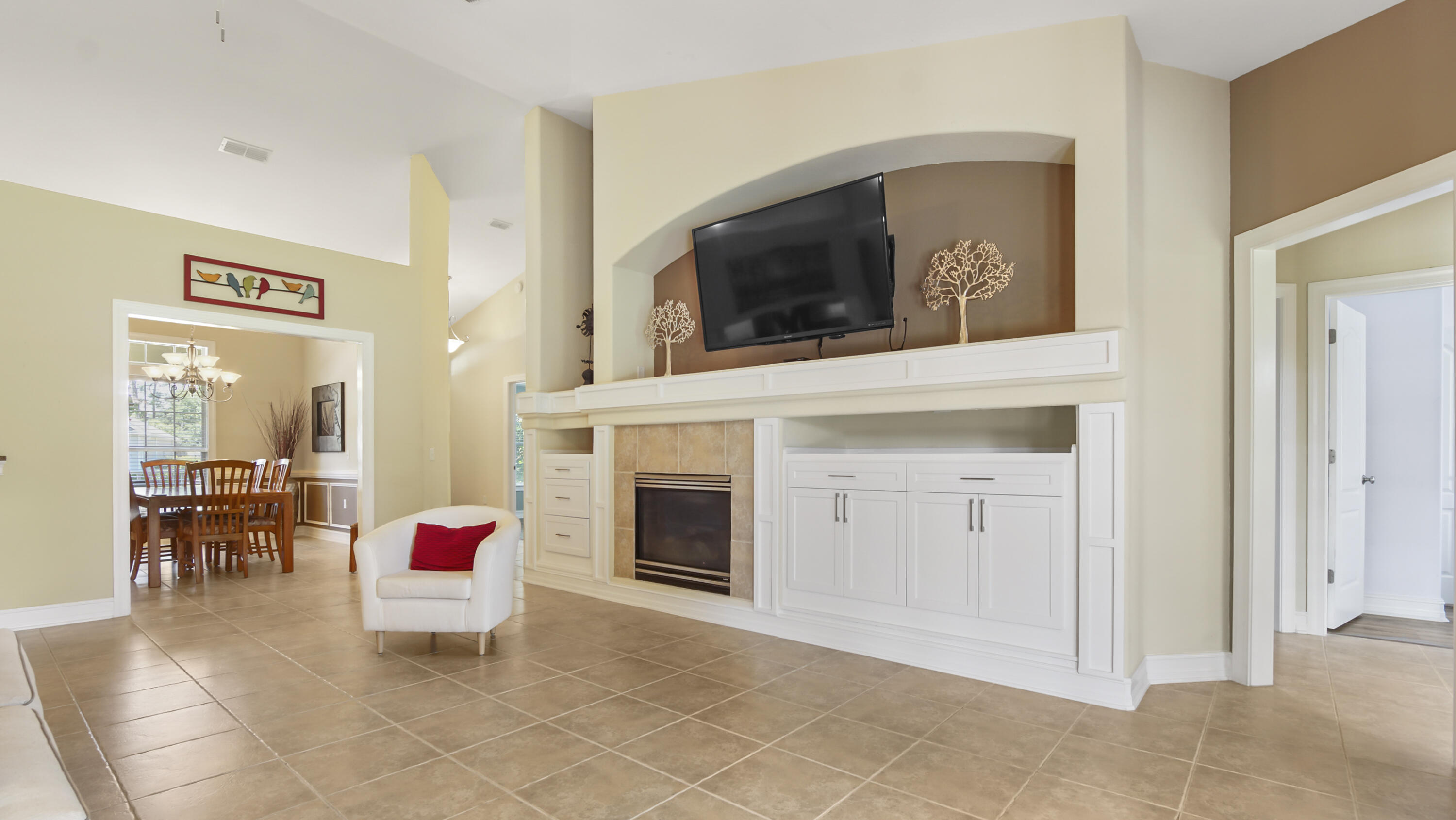275 Mango Lane