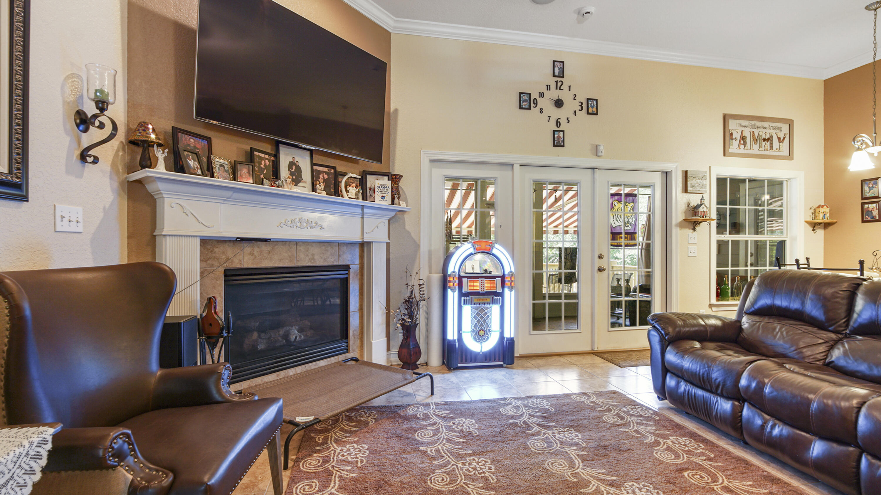 158 Whispering Way