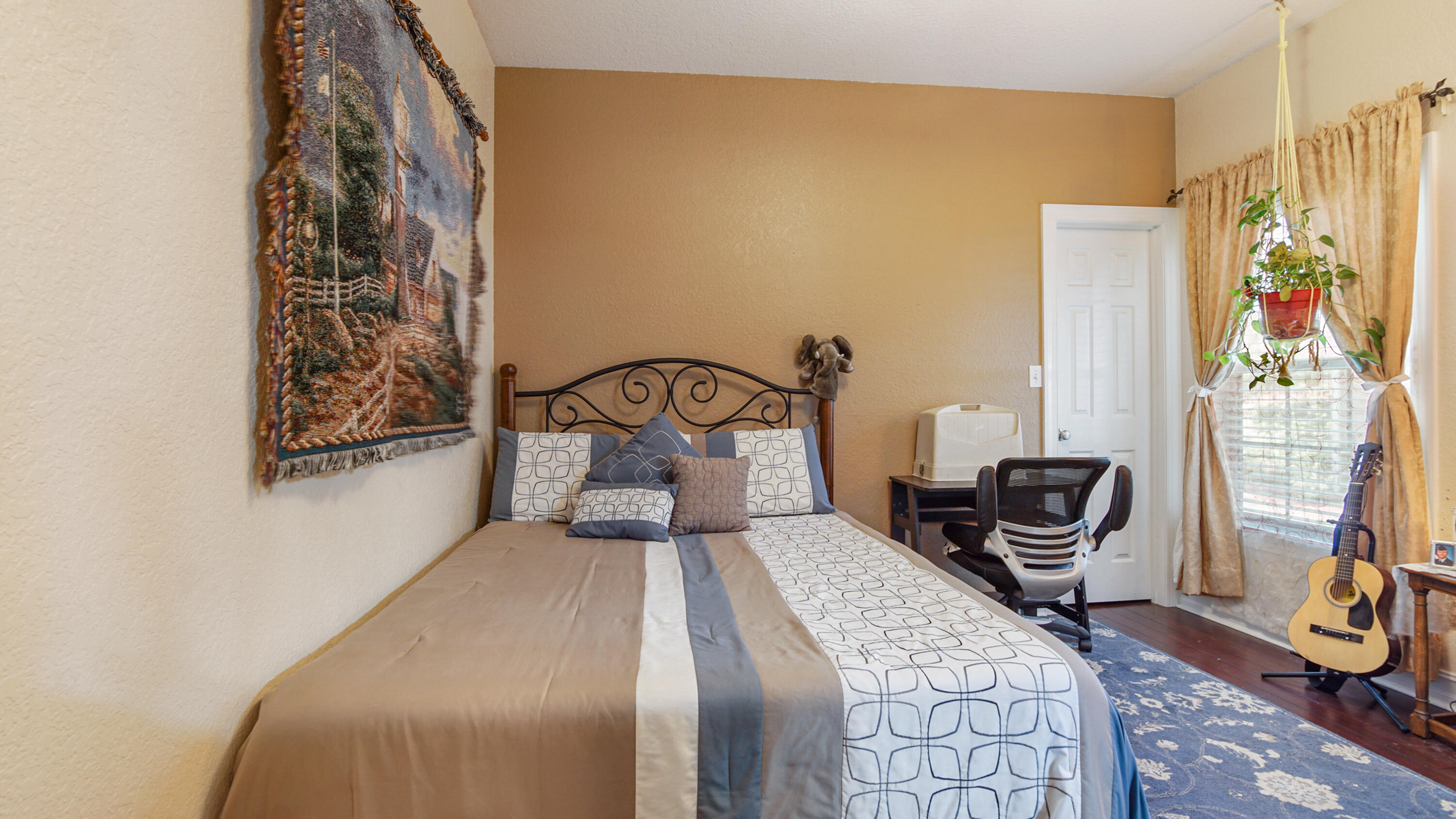 158 Whispering Way