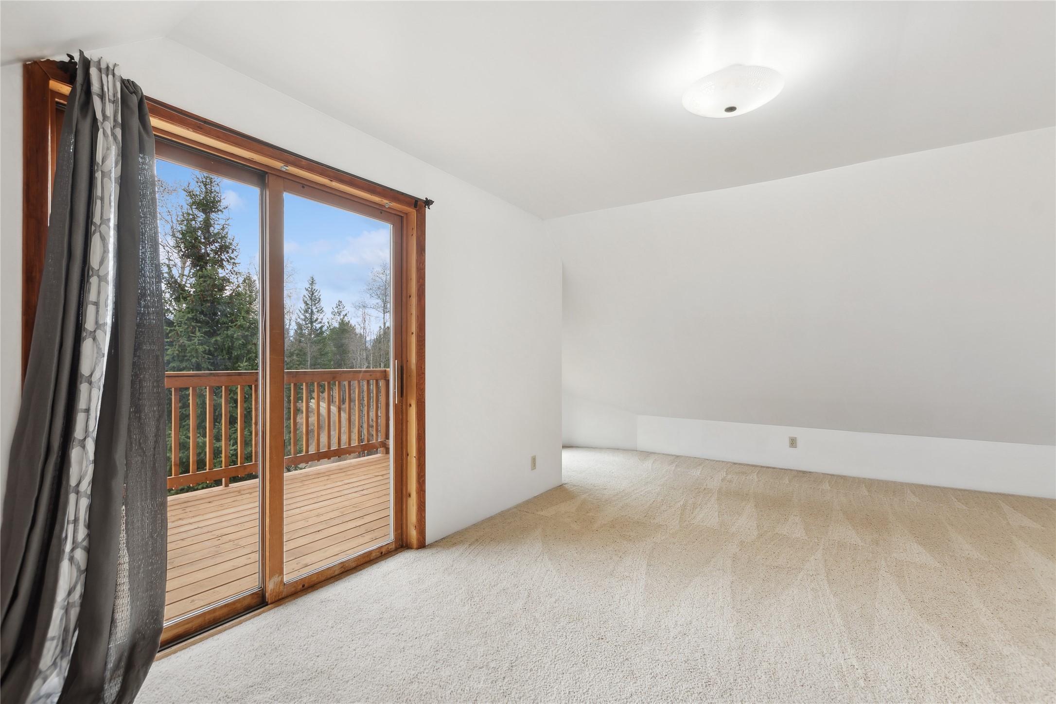 905 Deep Creek Road