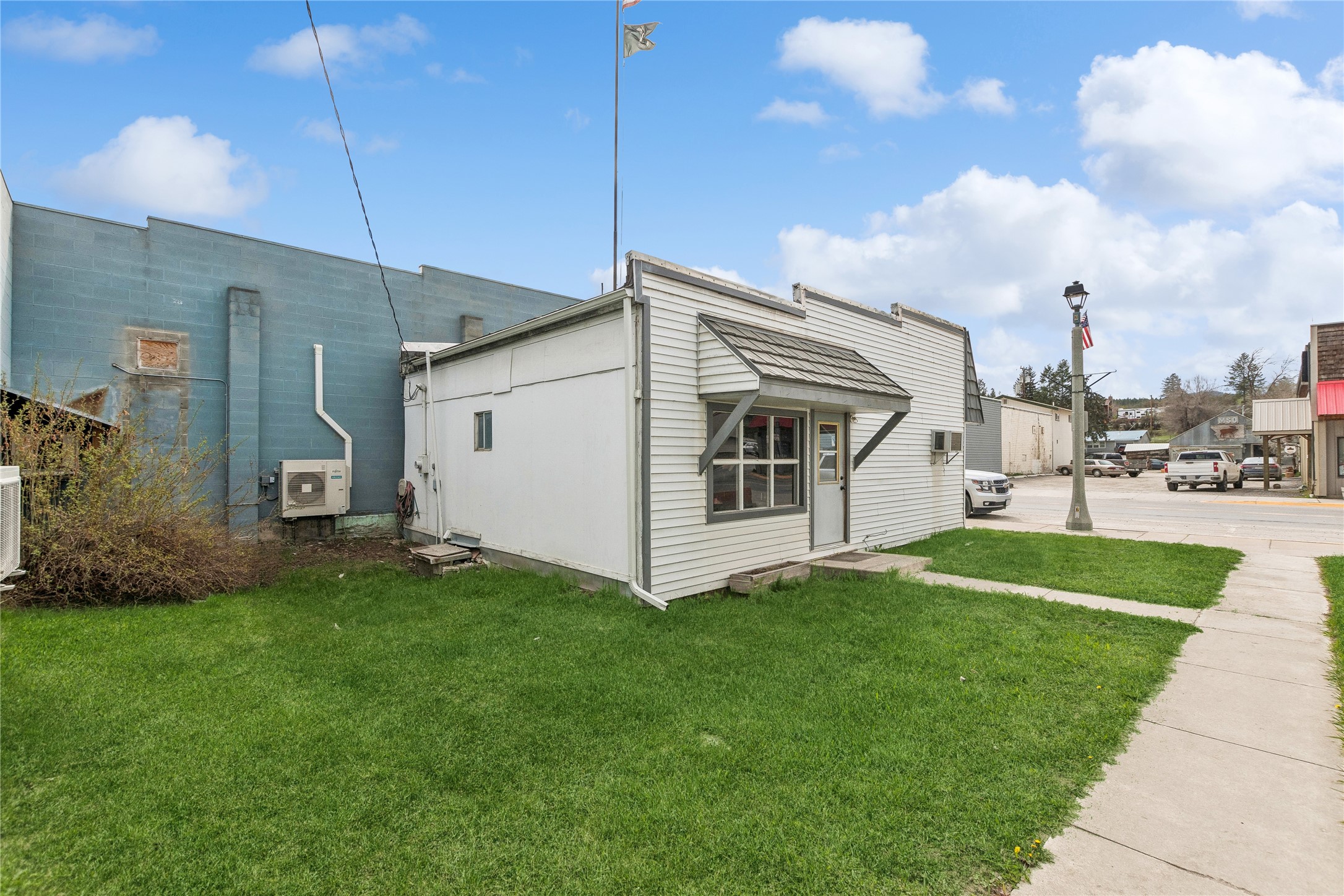 116 Dewey Avenue