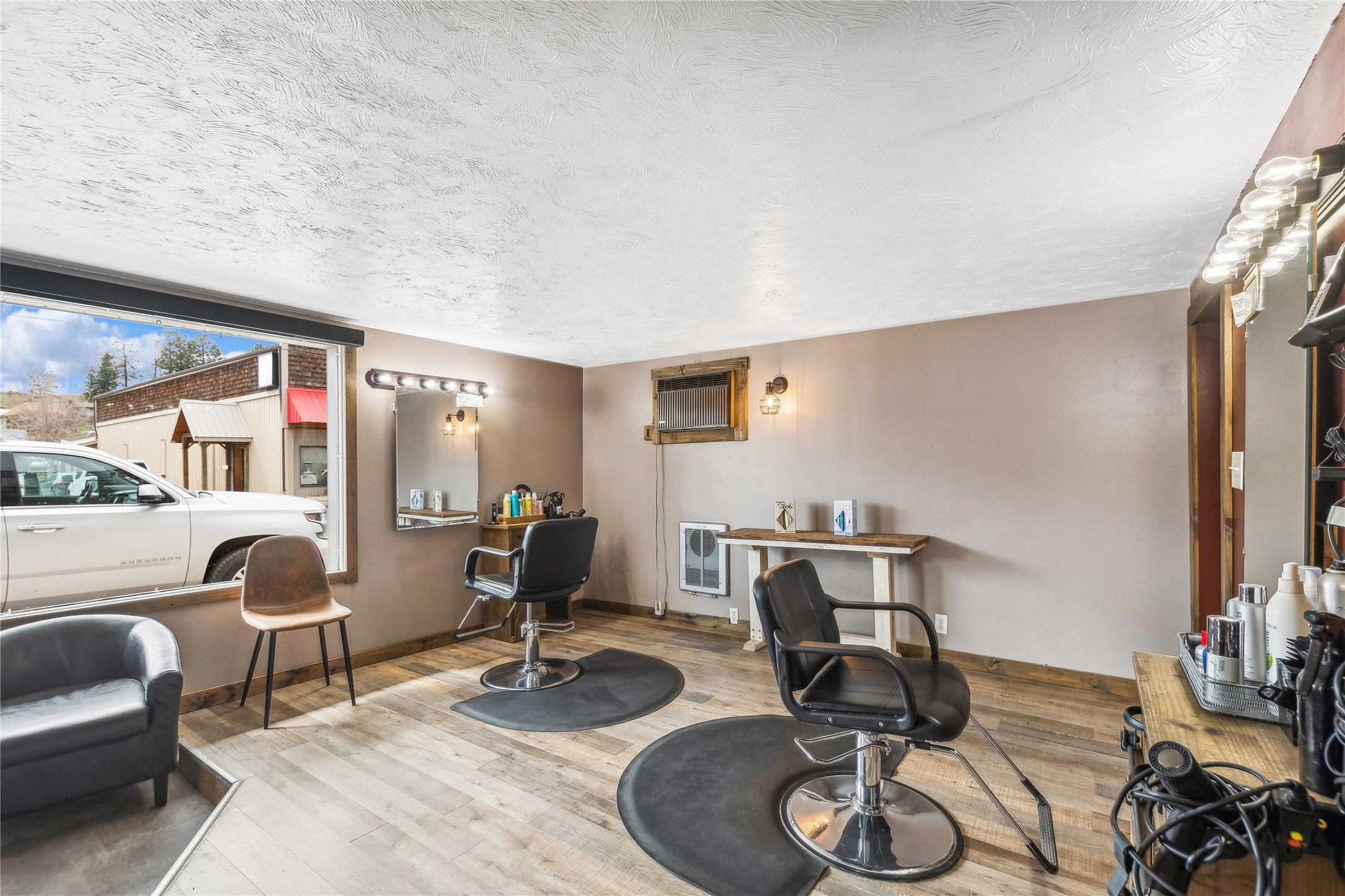 116 Dewey Avenue