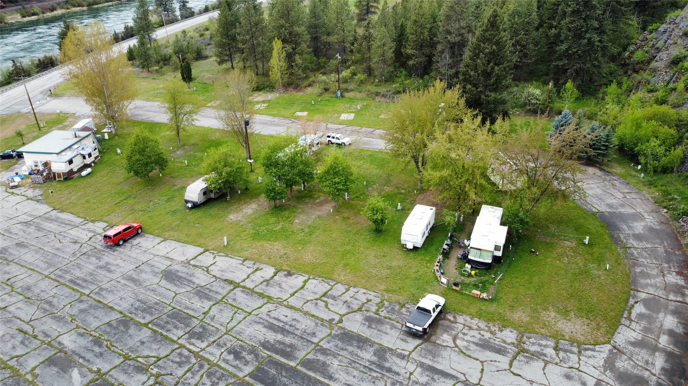 11749 Highway 37