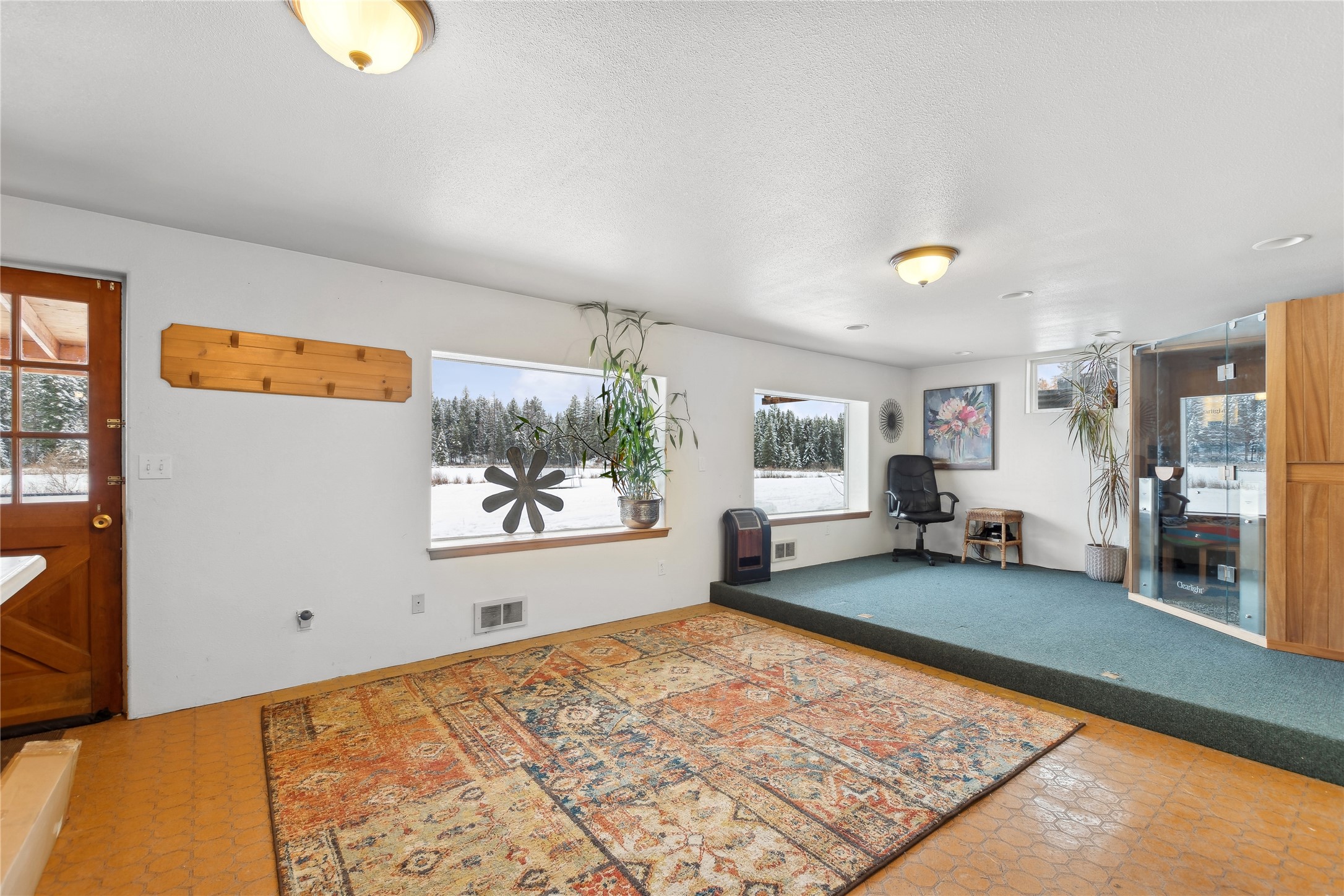 4964 Us Highway 93 S