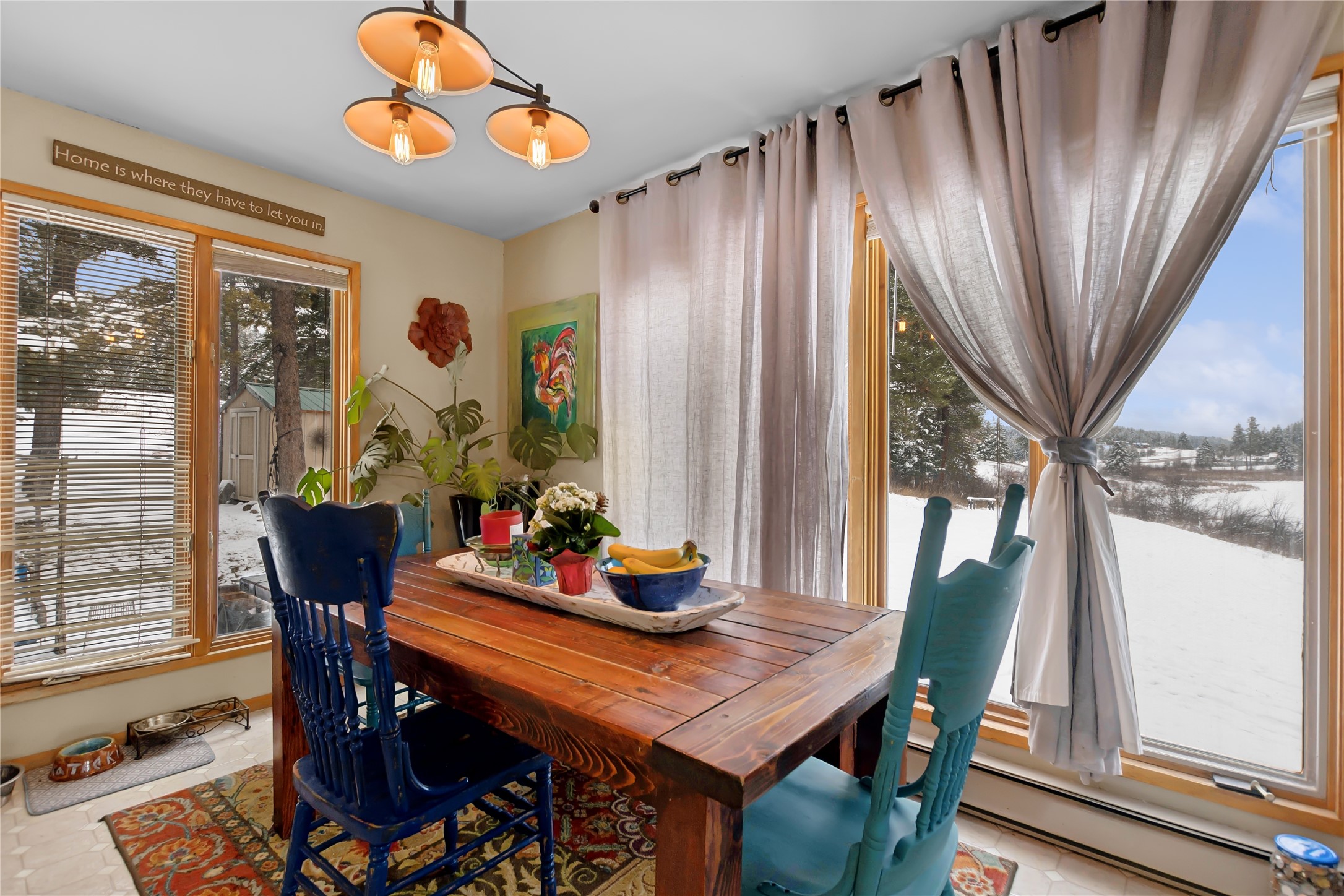 4964 Us Highway 93 S