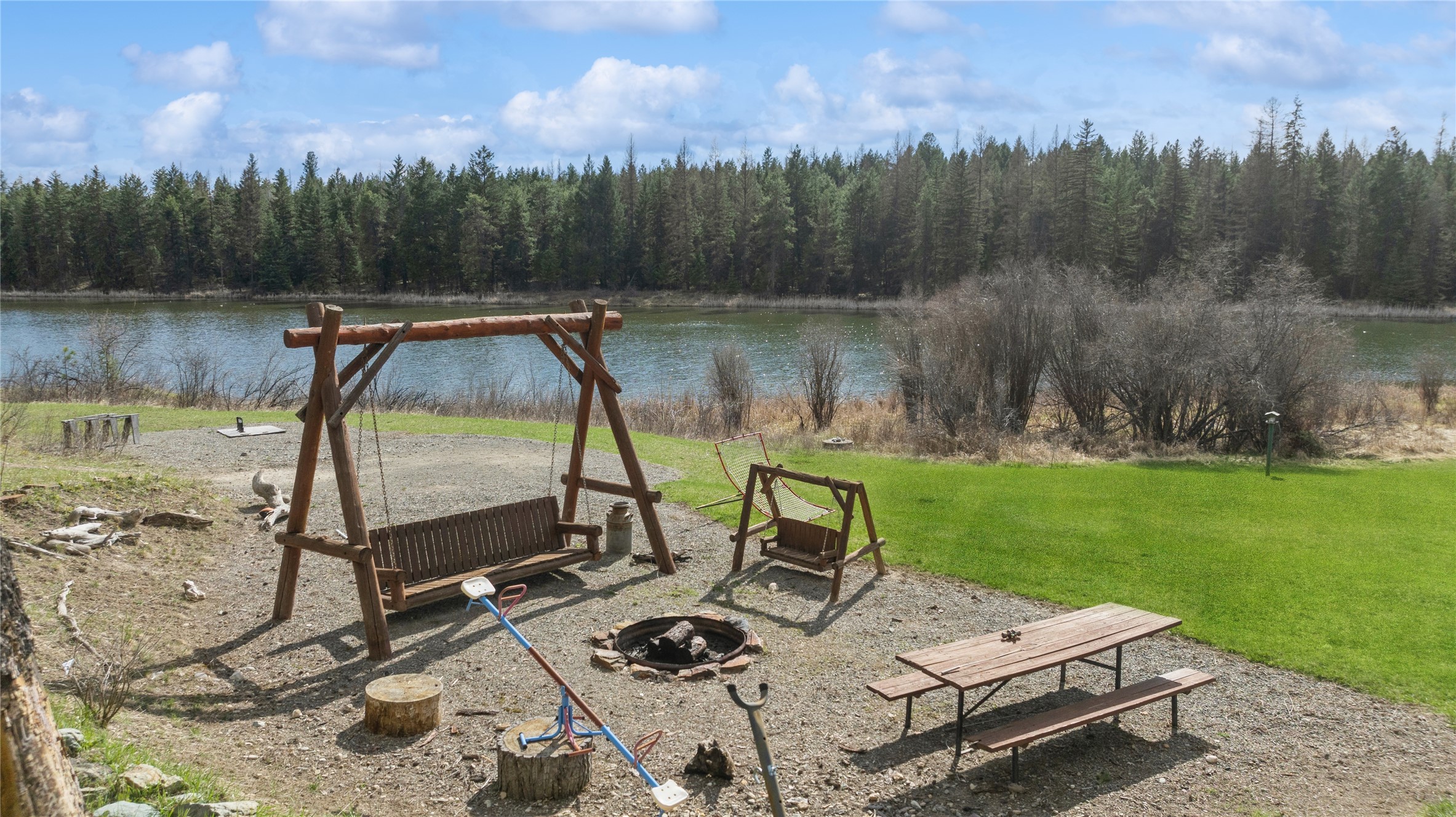 4964 Us Highway 93 S