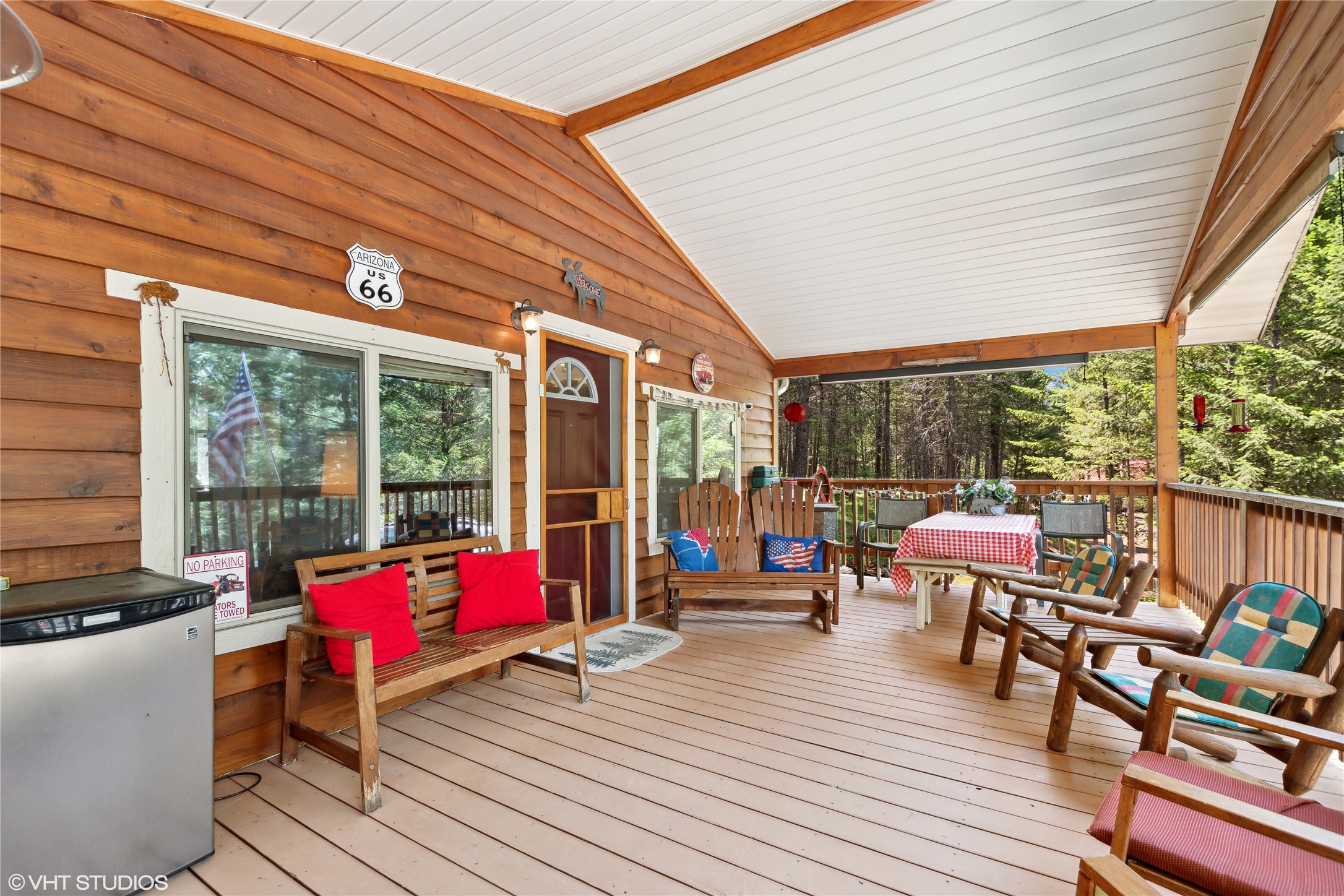 100 Larch Lane