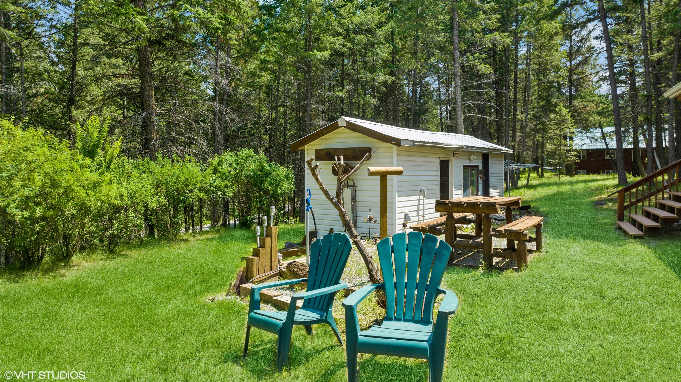 100 Larch Lane