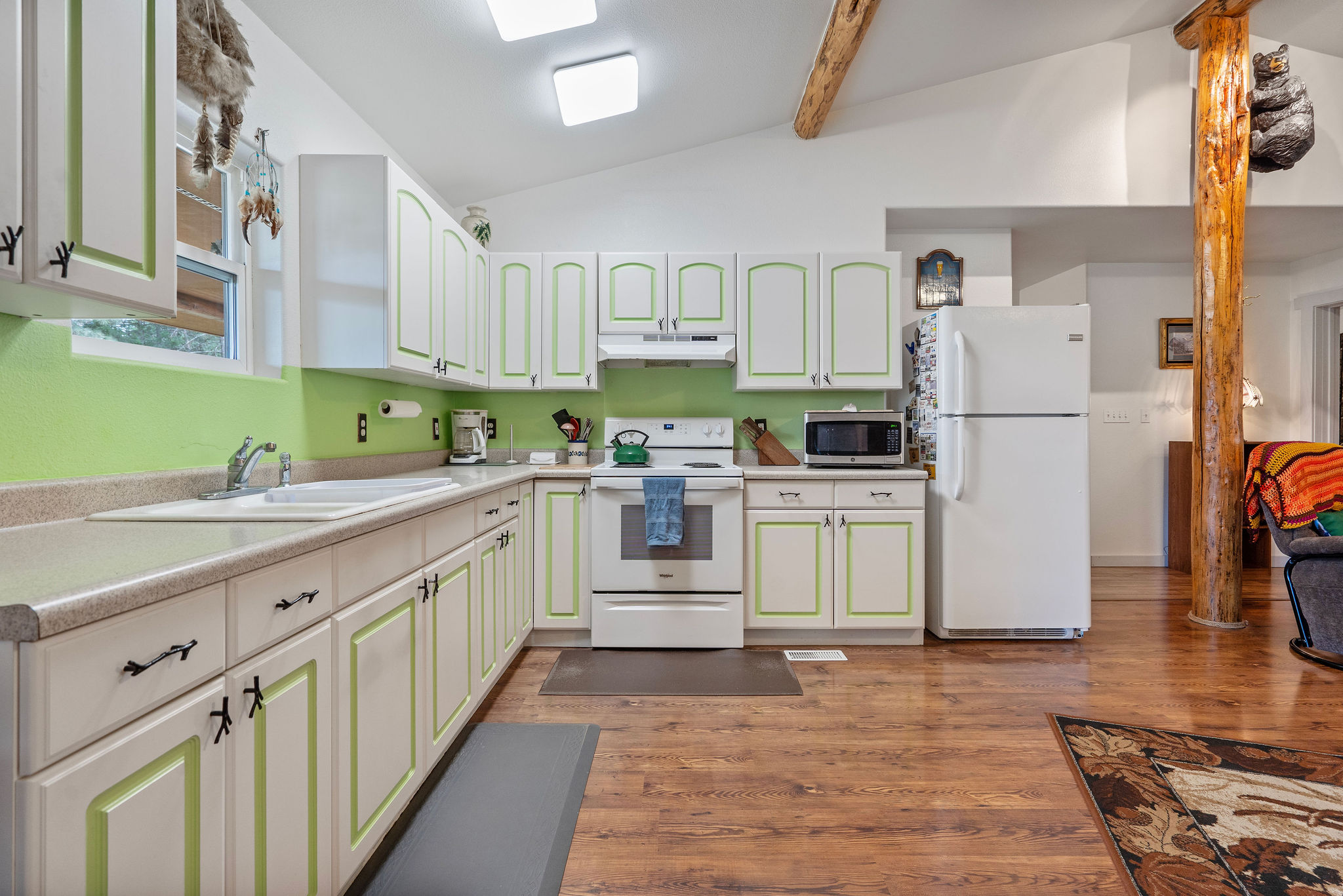 444 Crosscut Road