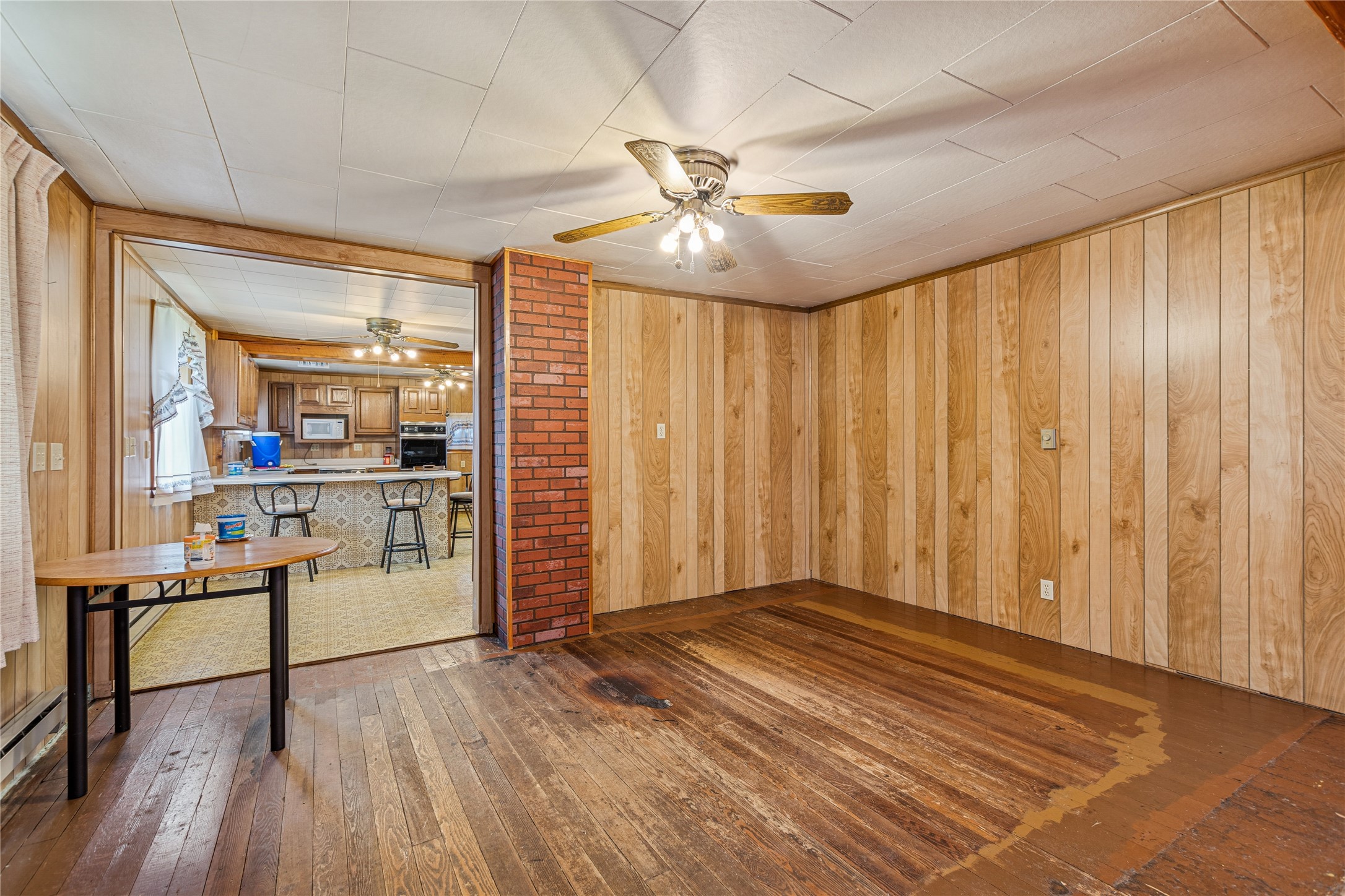 106 West Avenue S