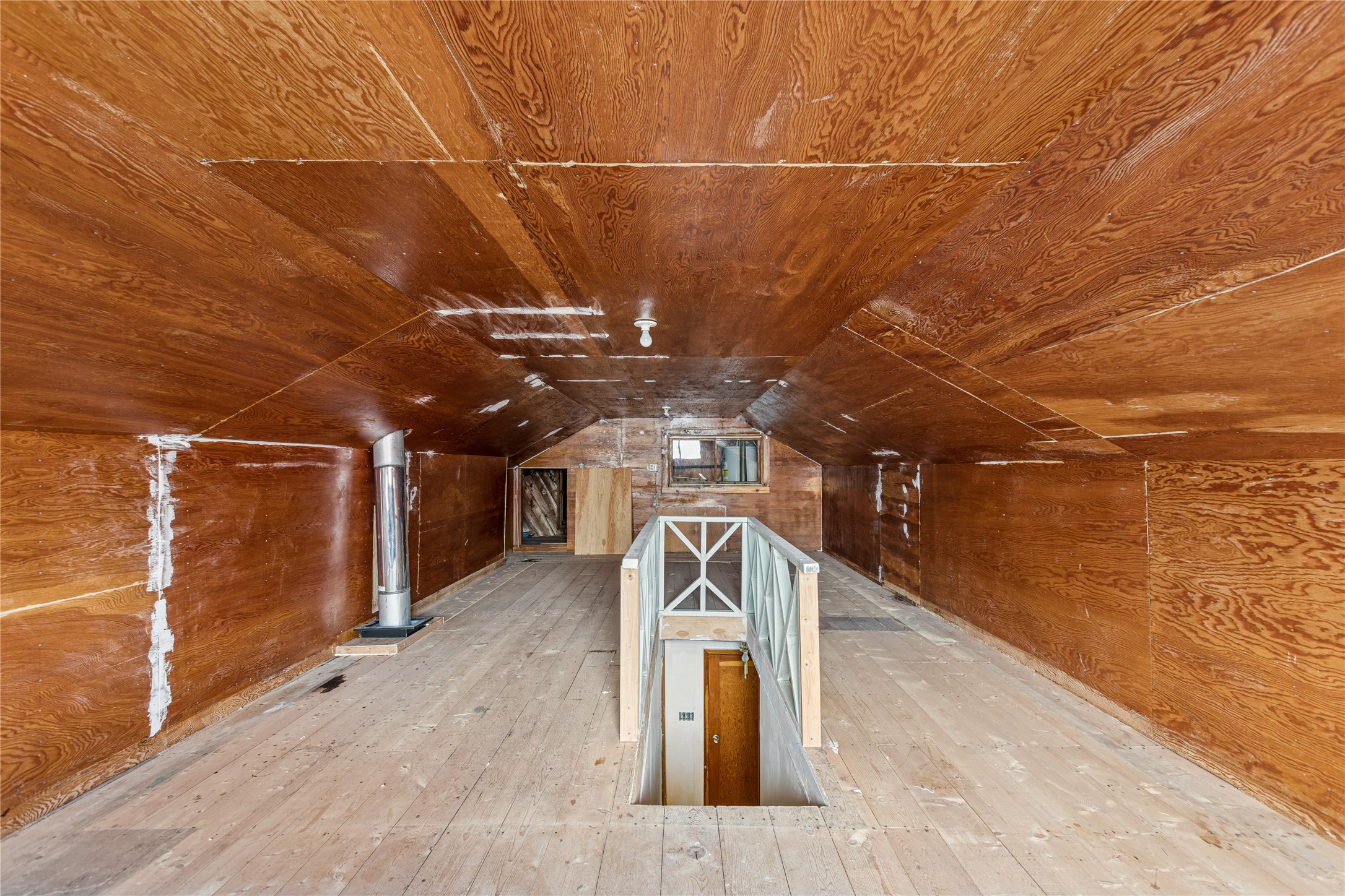 106 West Avenue S
