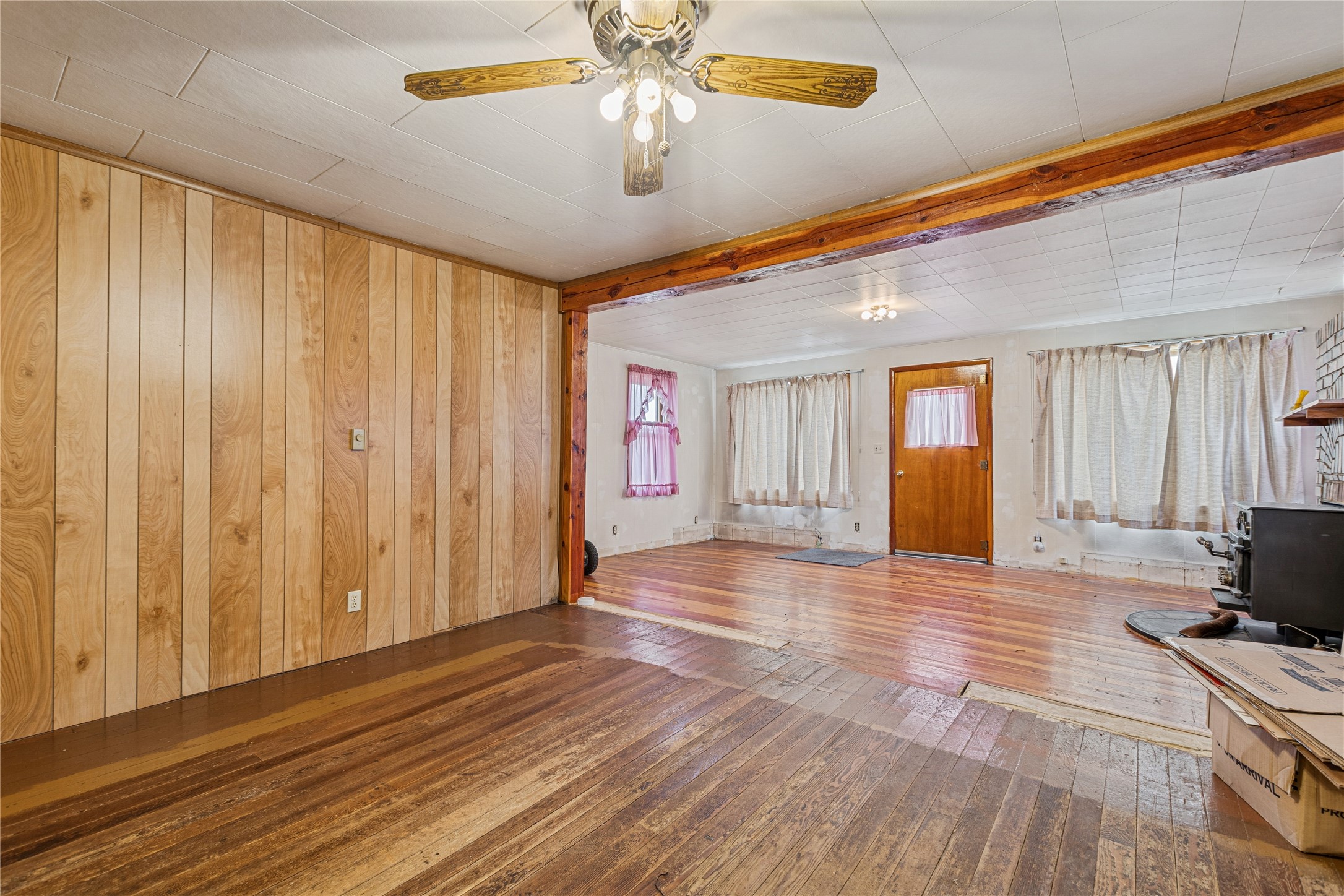 106 West Avenue S