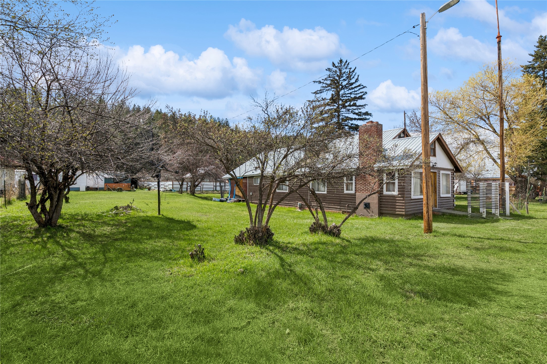 106 West Avenue S