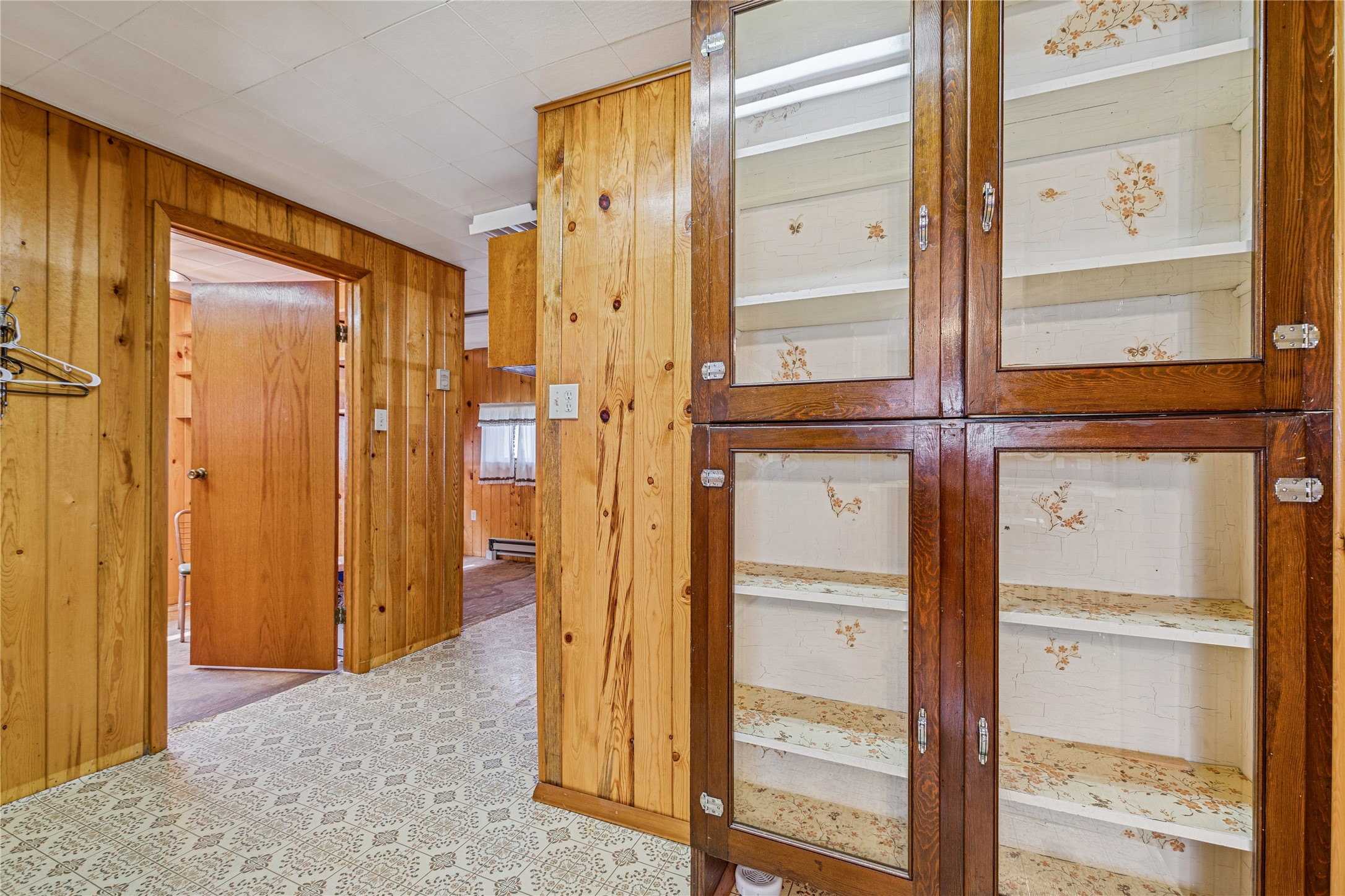 106 West Avenue S