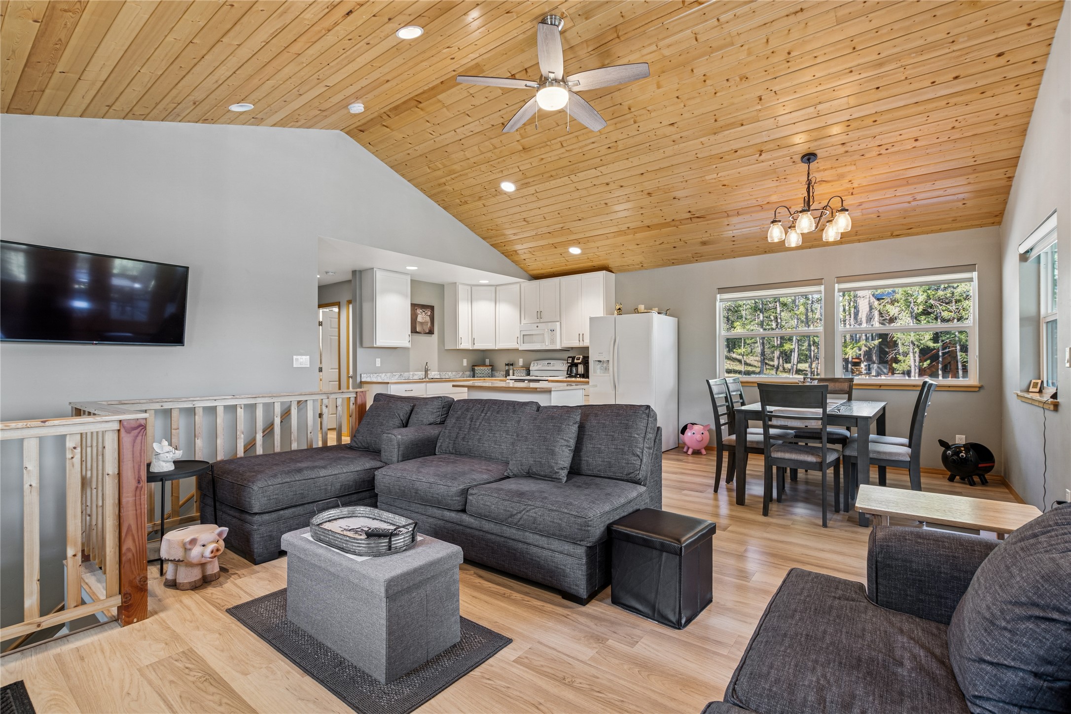 161 Ridge Loop Road