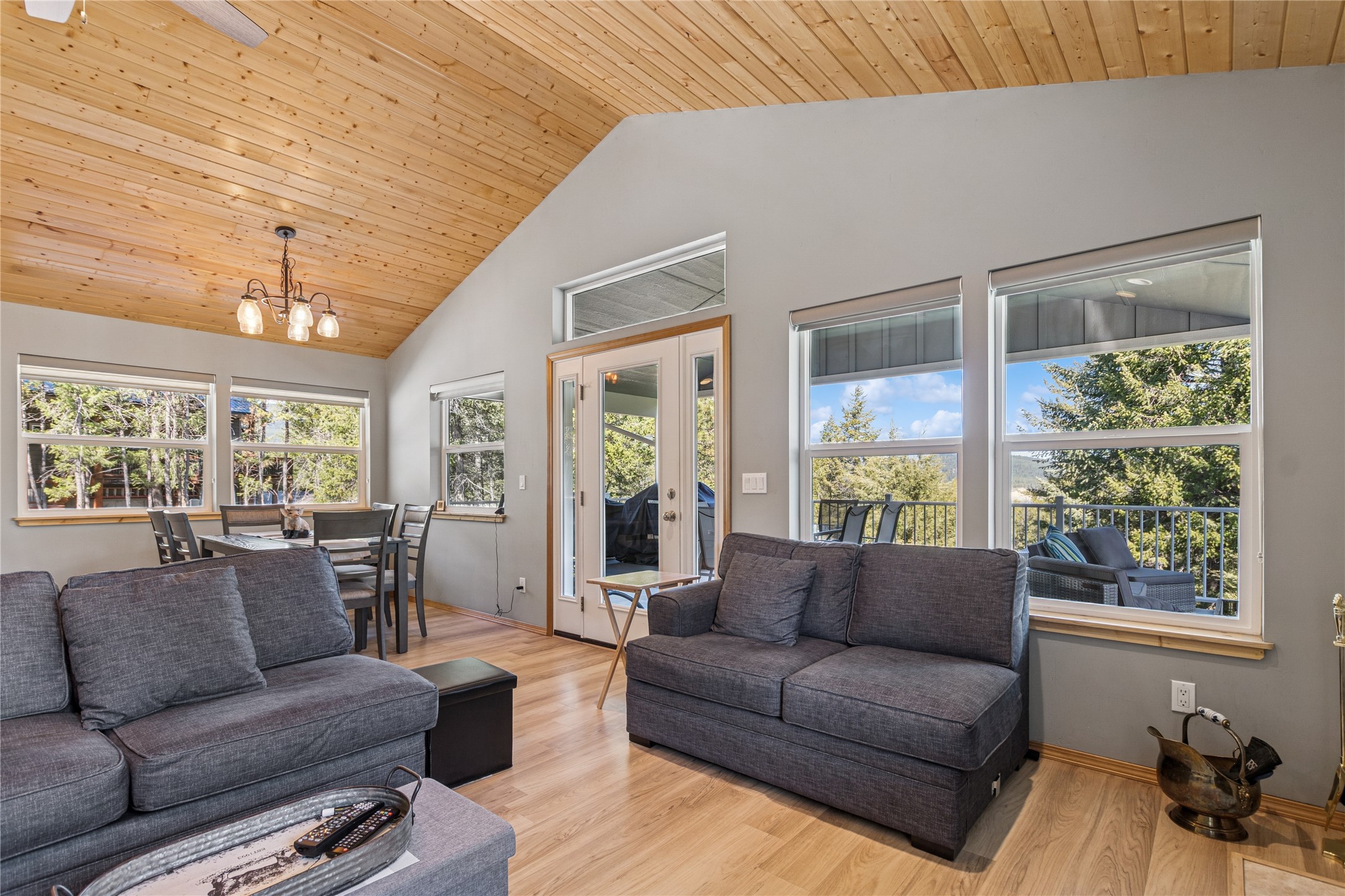 161 Ridge Loop Road