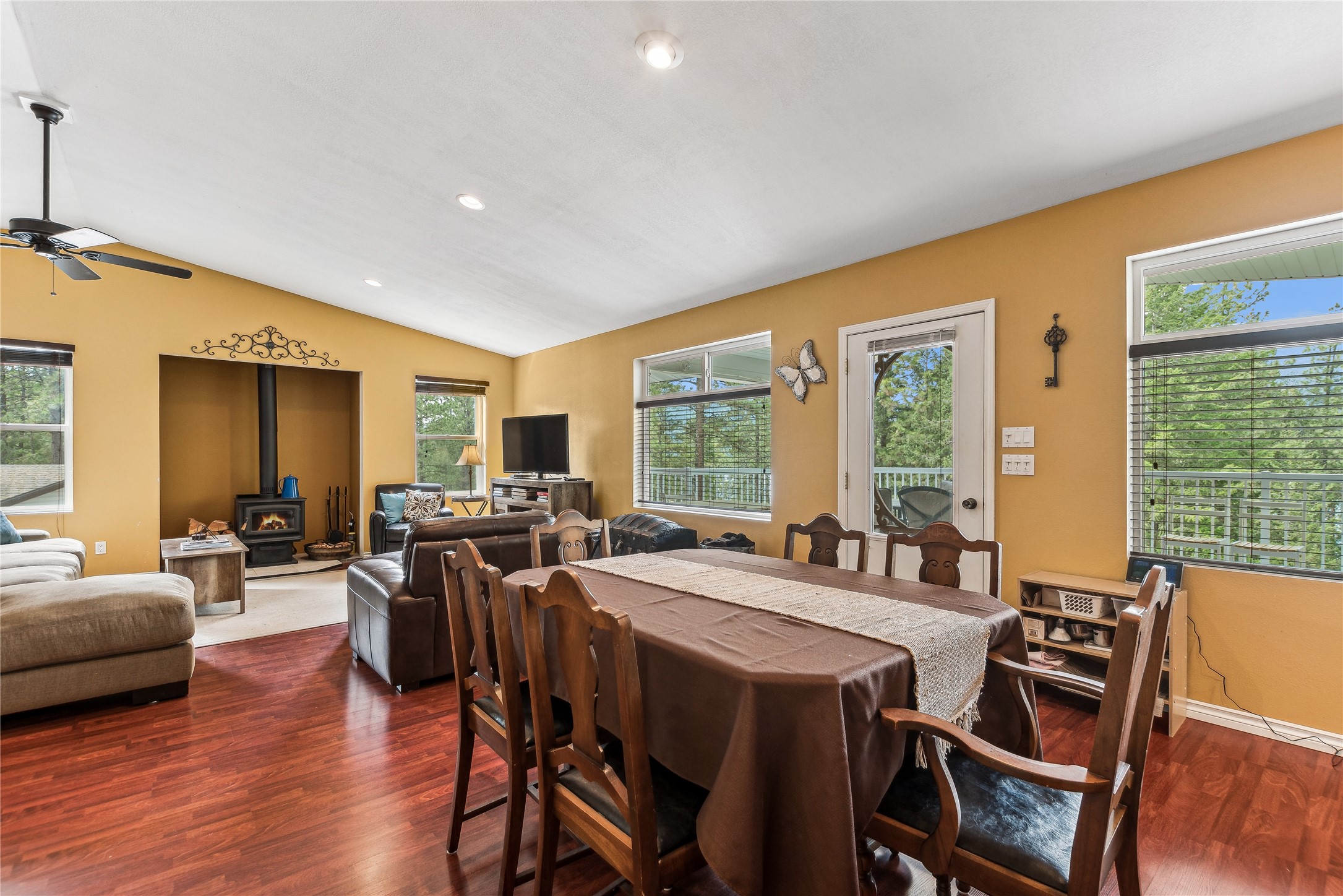 485 Ridge Loop Road