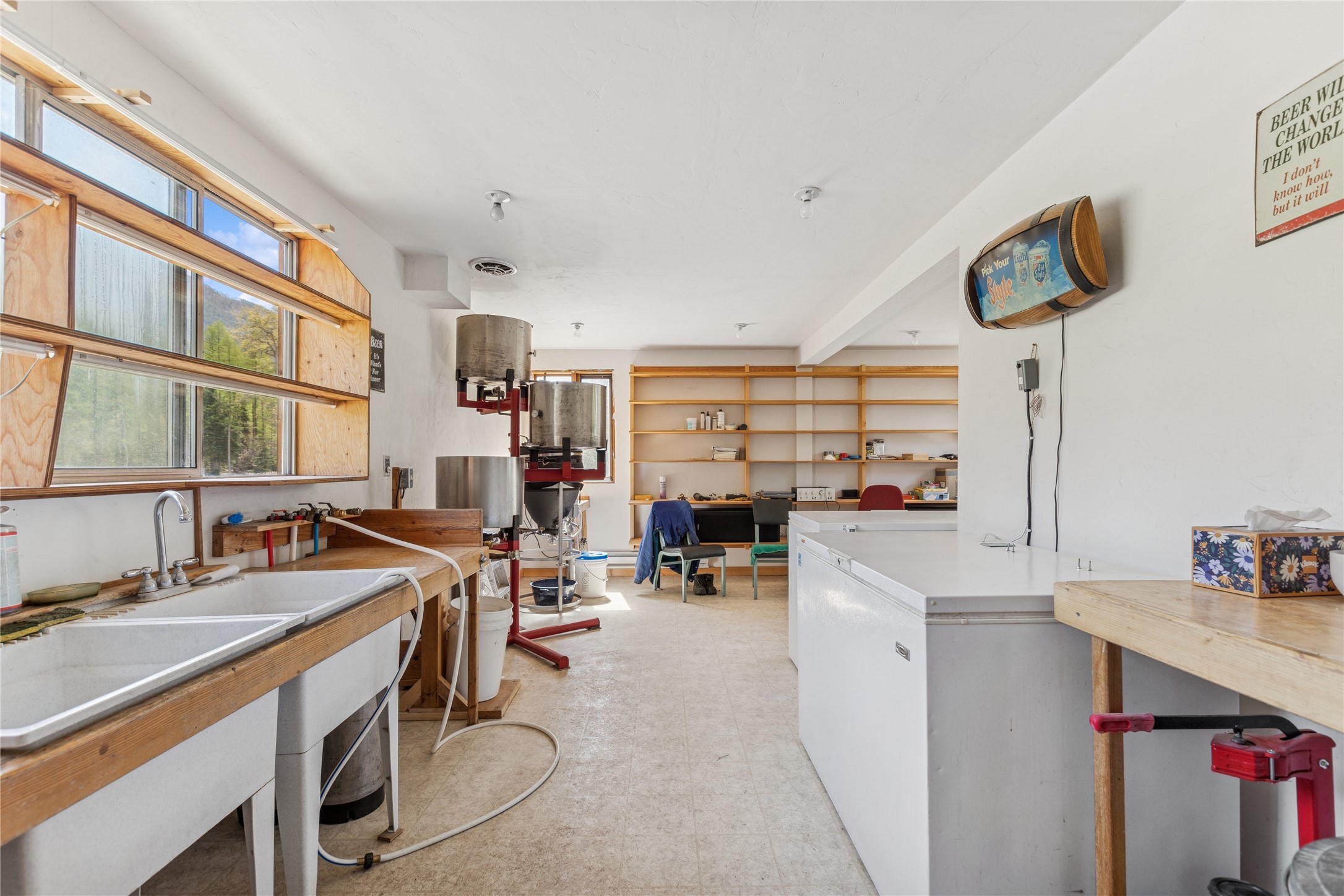 381 Marion Way