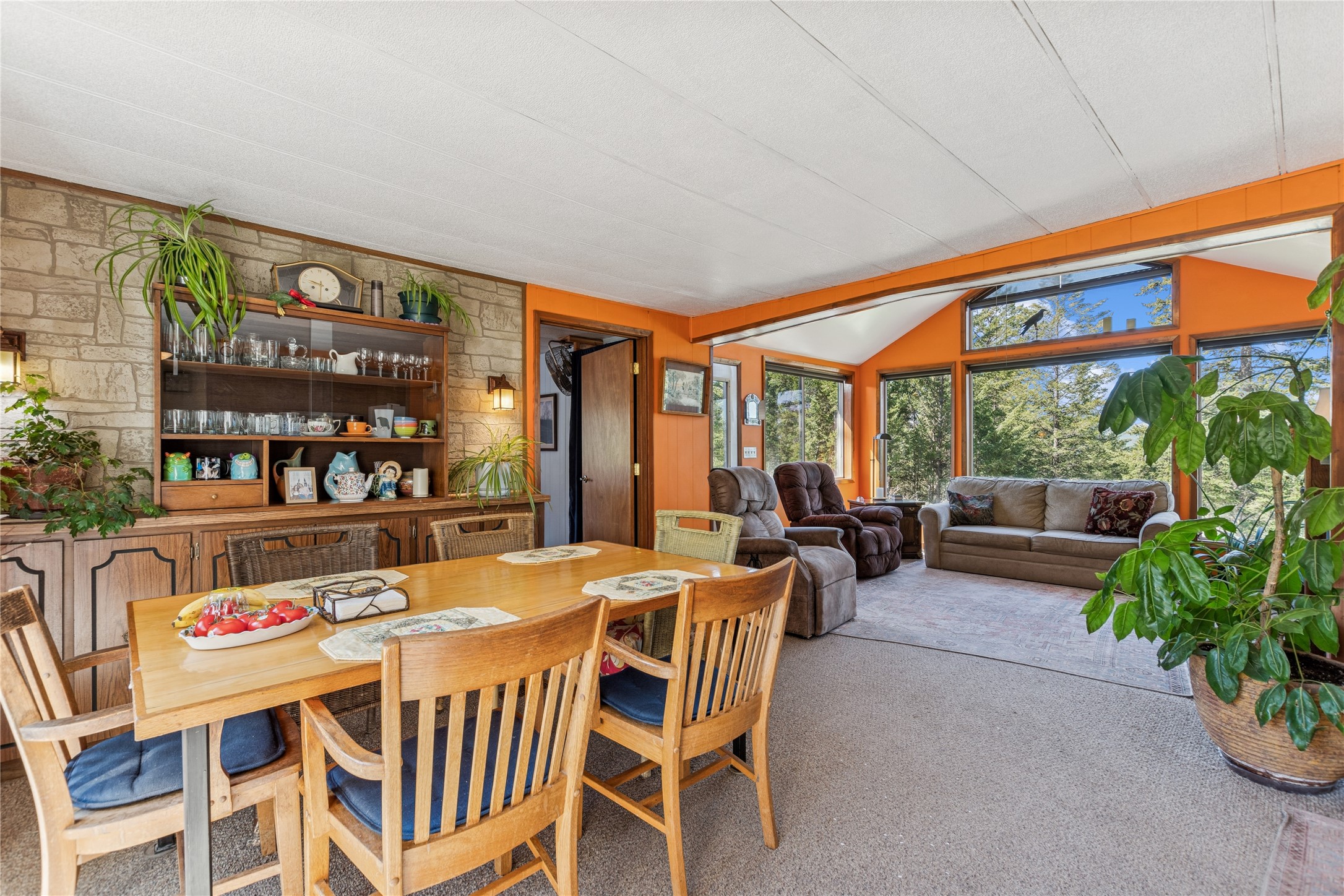381 Marion Way