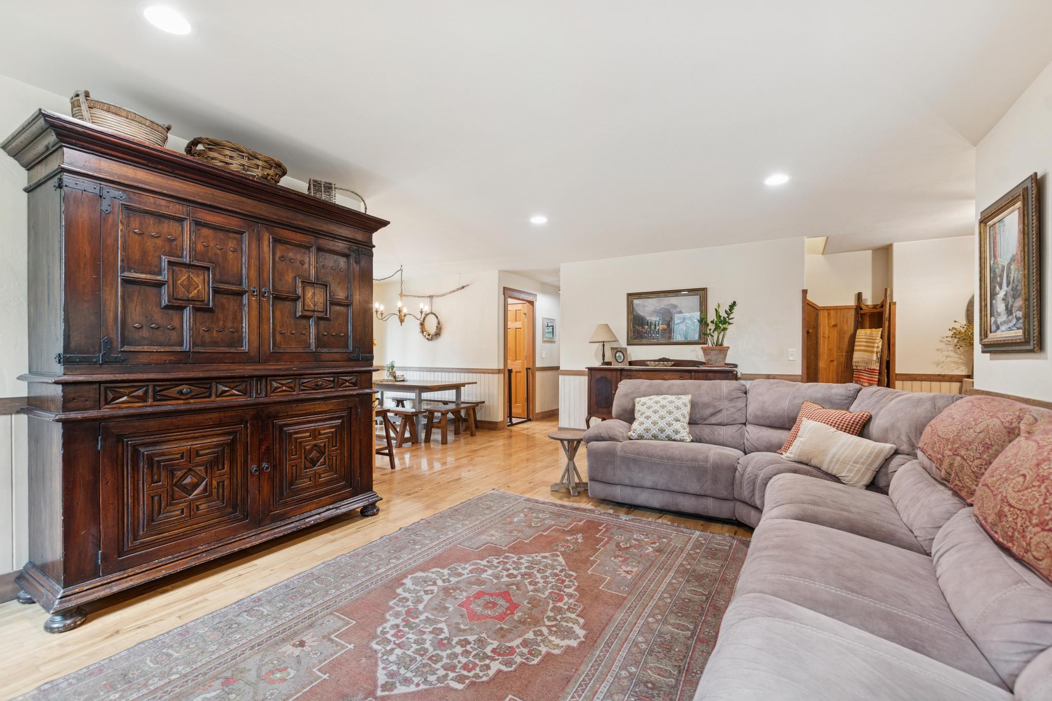 131 Aspen Glen Road