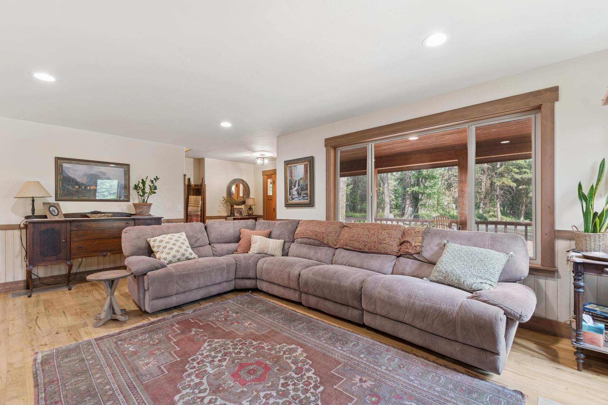 131 Aspen Glen Road