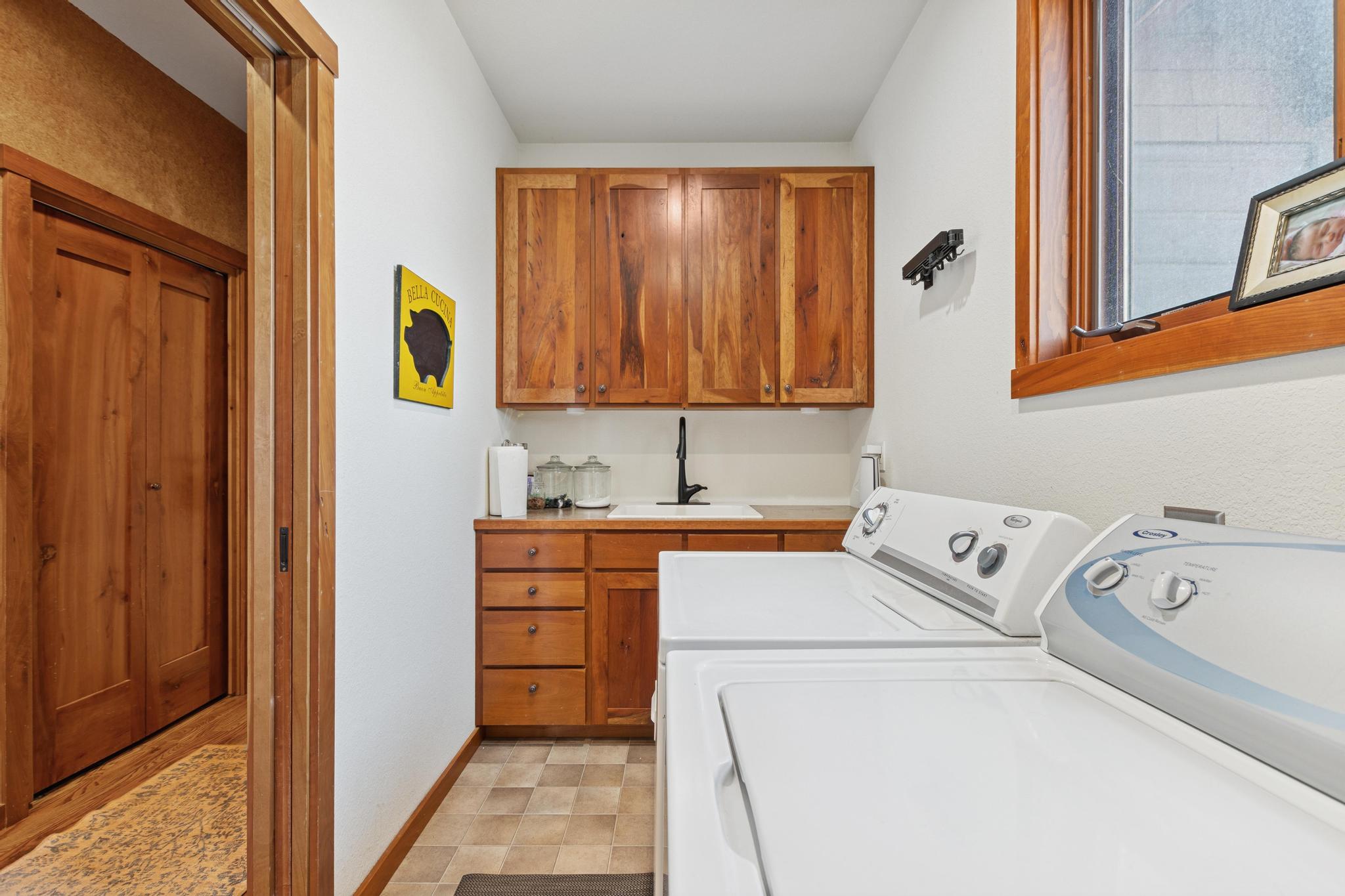 1284 Paradise Ridge Road