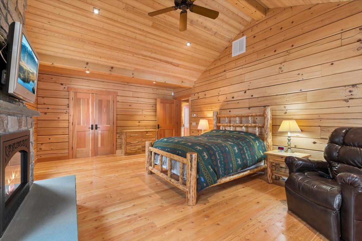 3465 Othorp Lake Road