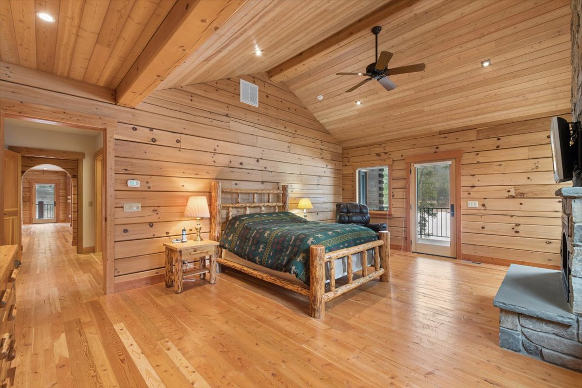 3465 Othorp Lake Road