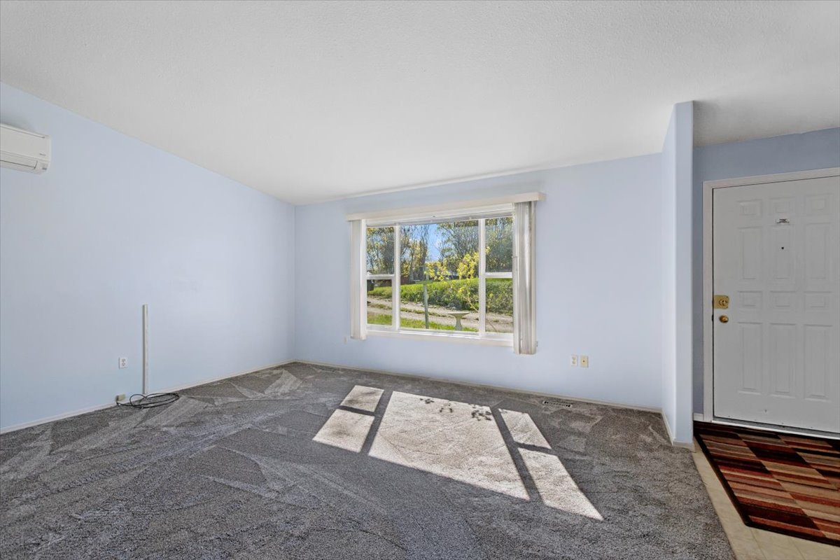 112 6th Avenue E