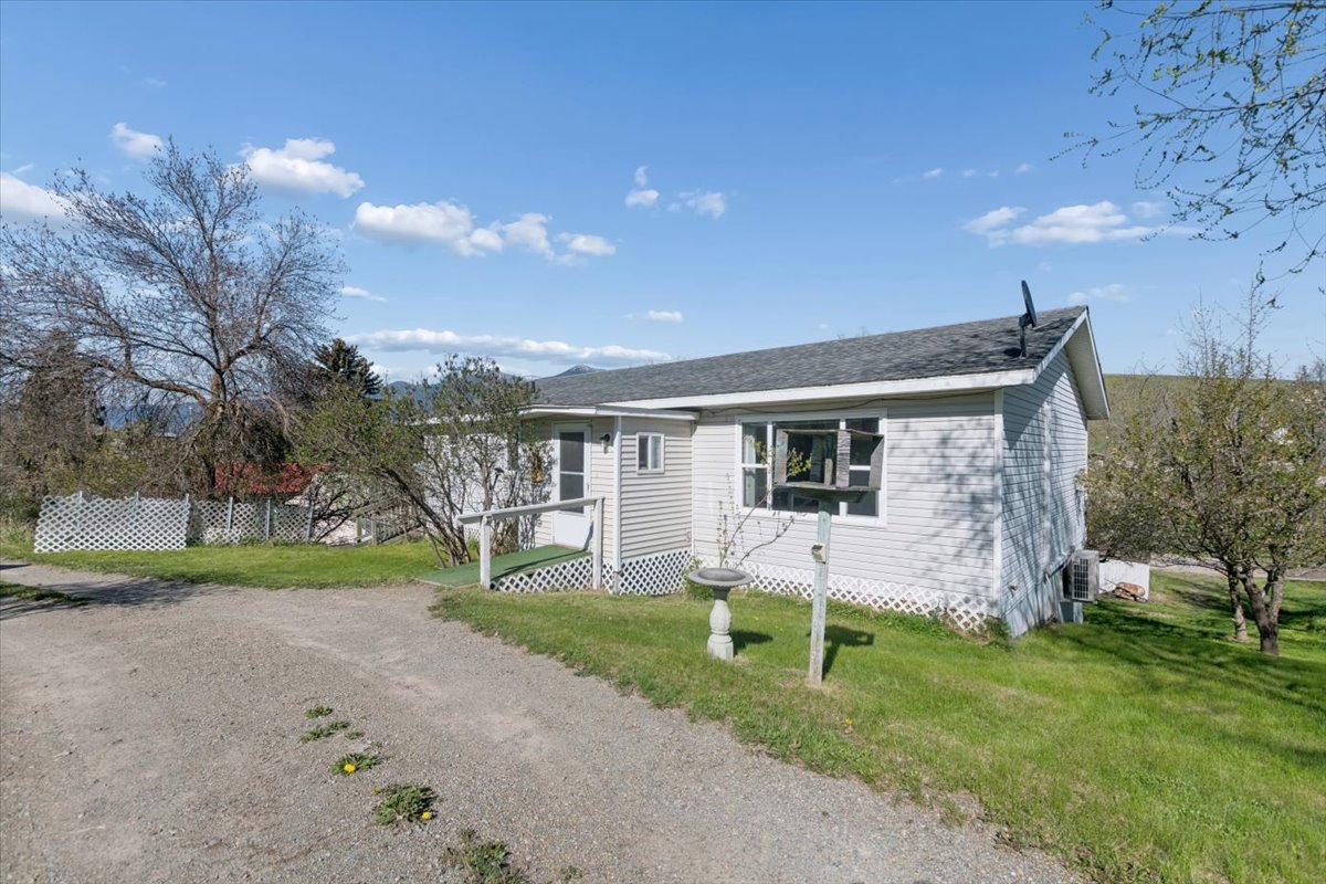 112 6th Avenue E