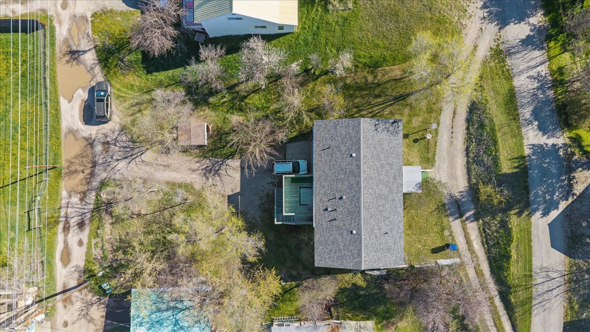 112 6th Avenue E