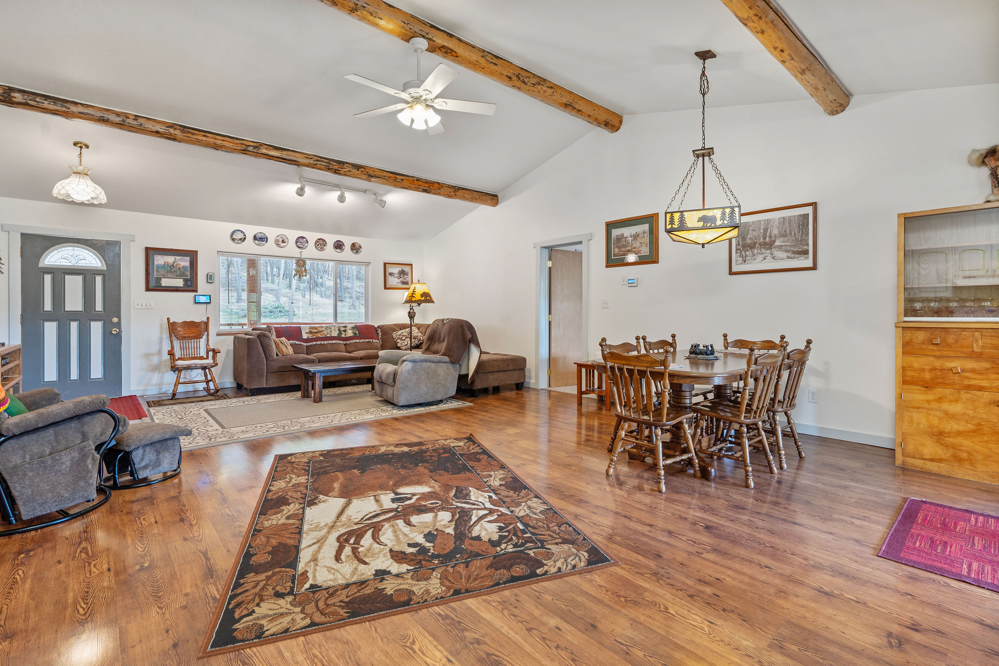 390 Crosscut Road