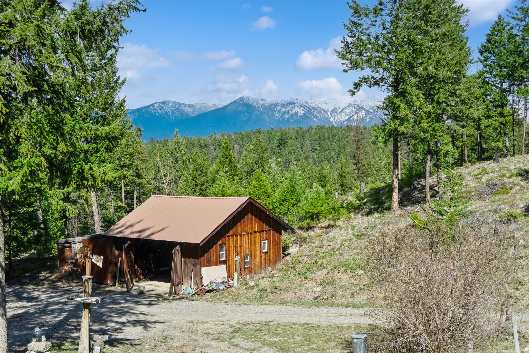390 Crosscut Road