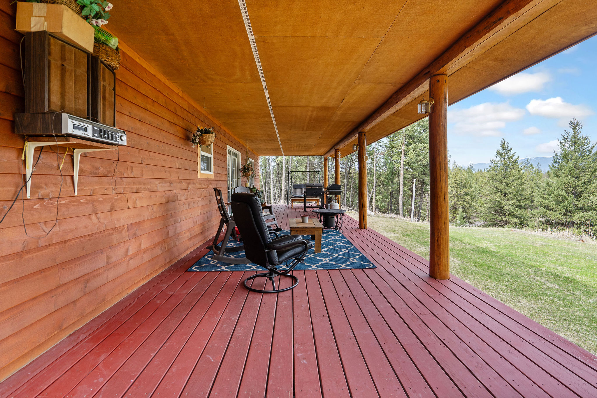 390 Crosscut Road