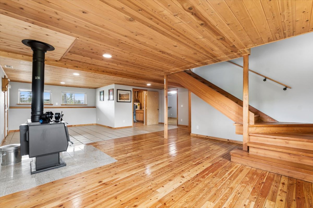 1245 Airport Road