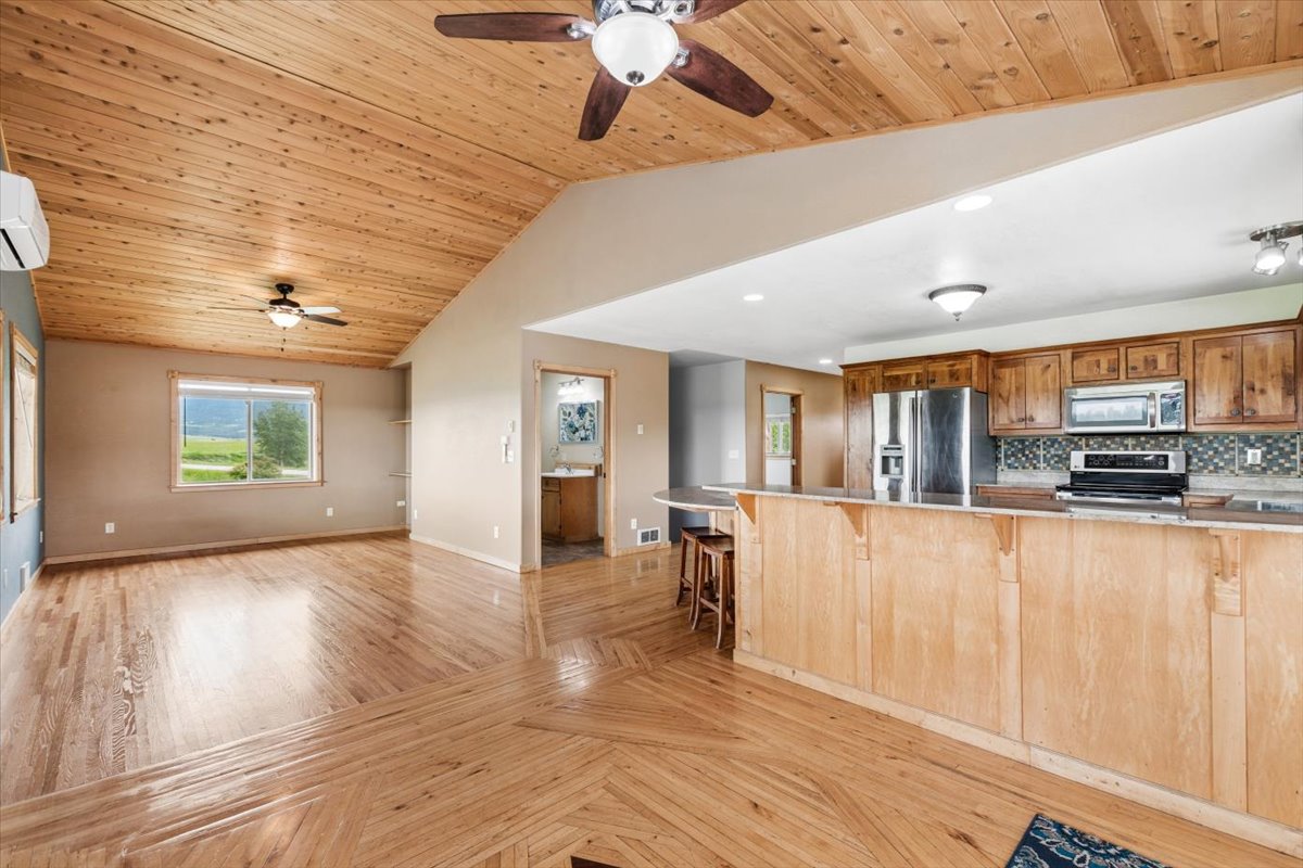 1245 Airport Road
