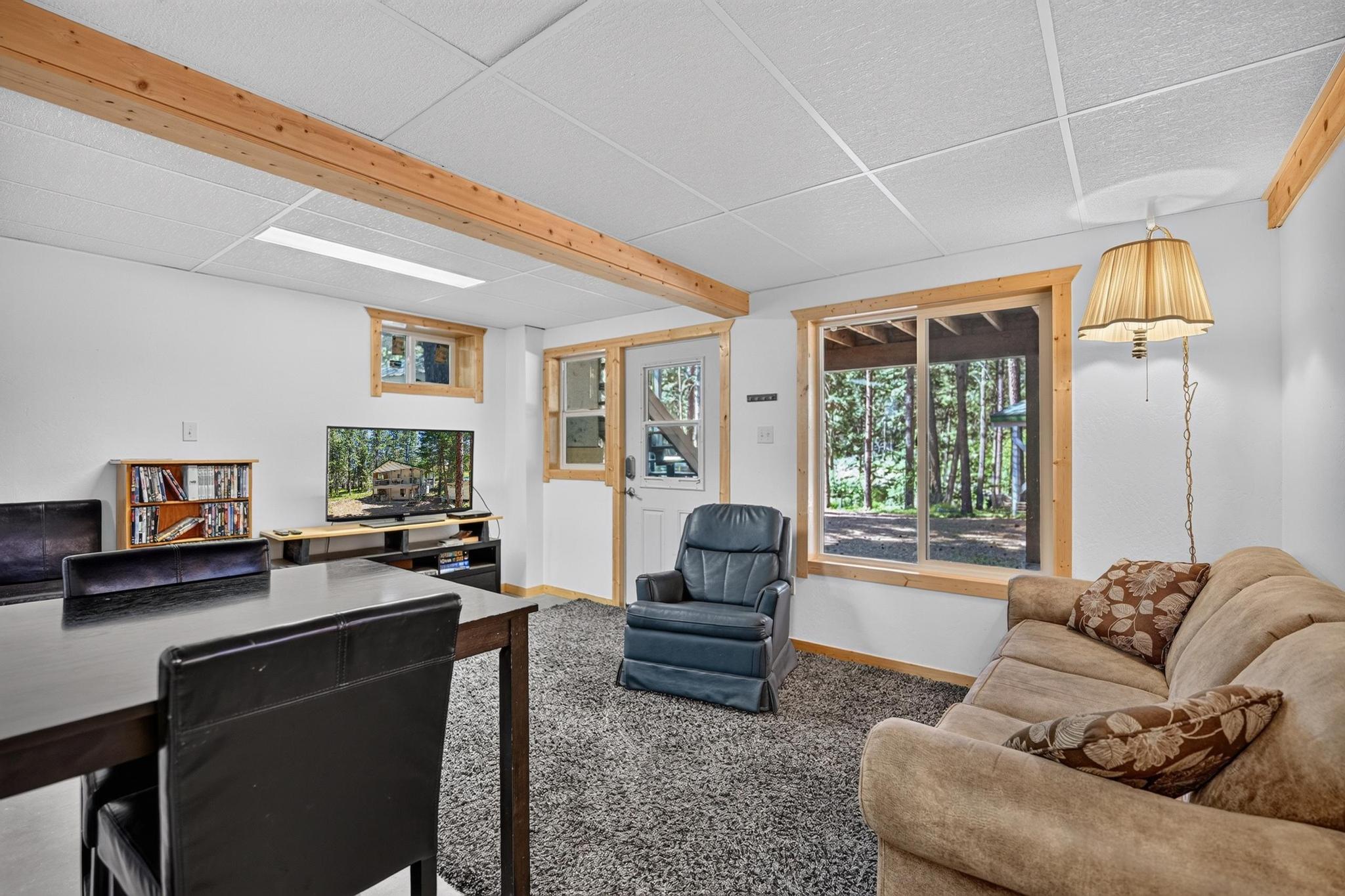 100 Pine Bay Drive