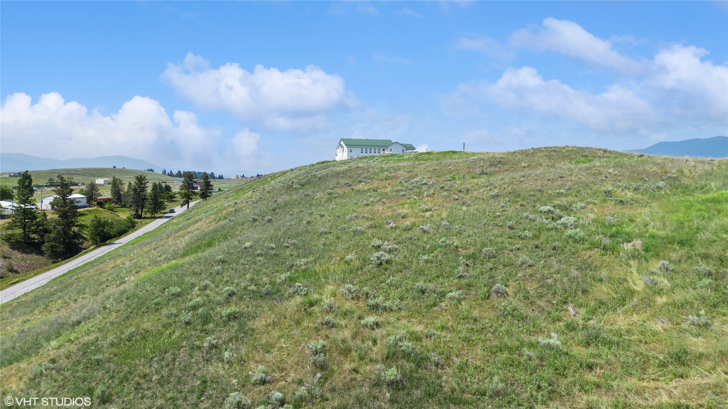 39 Hilltop Estates Drive