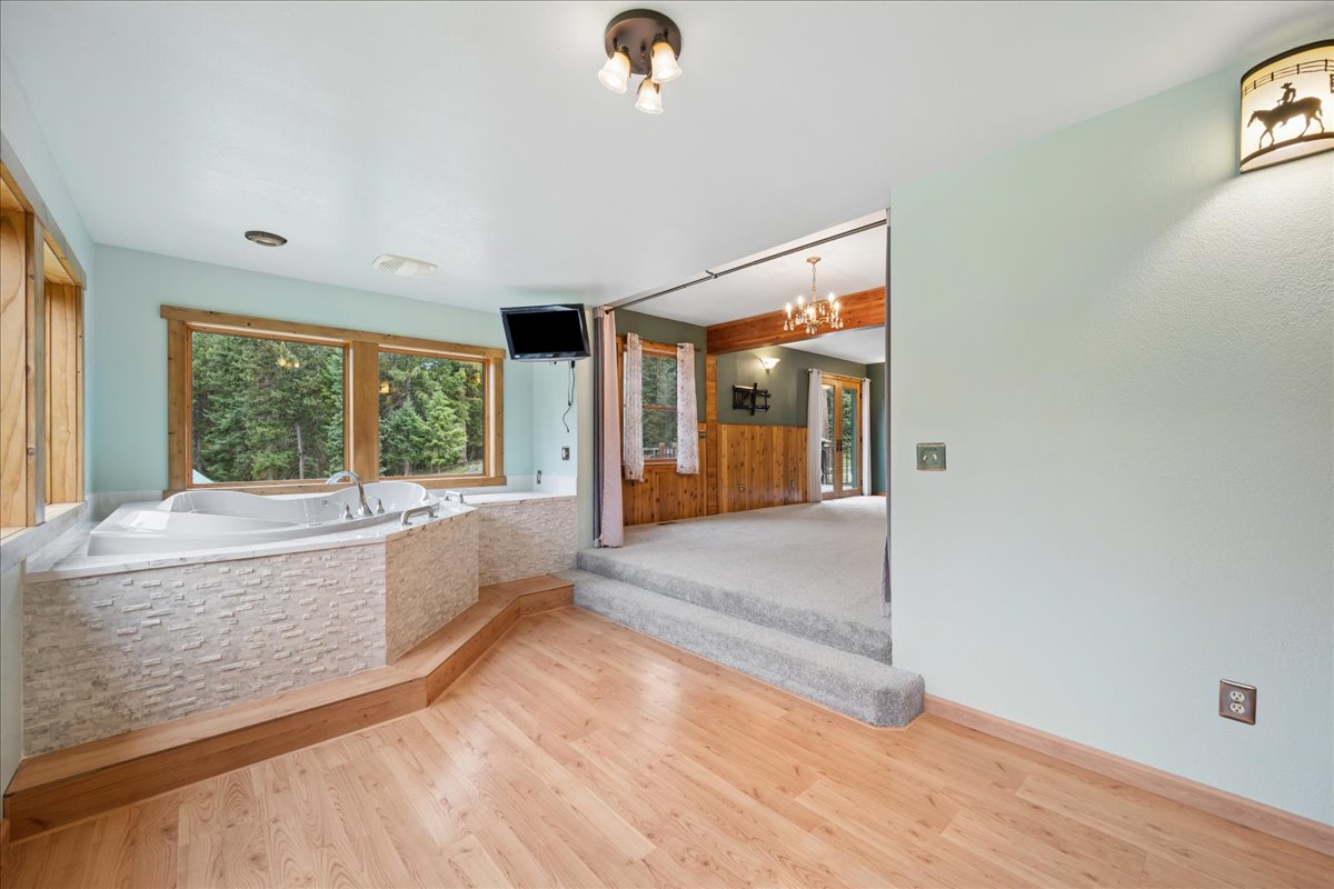 3906 Fortine Creek Road