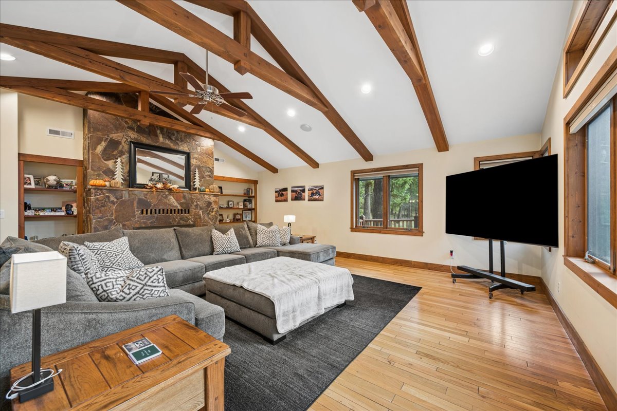 245 Foys Canyon Road