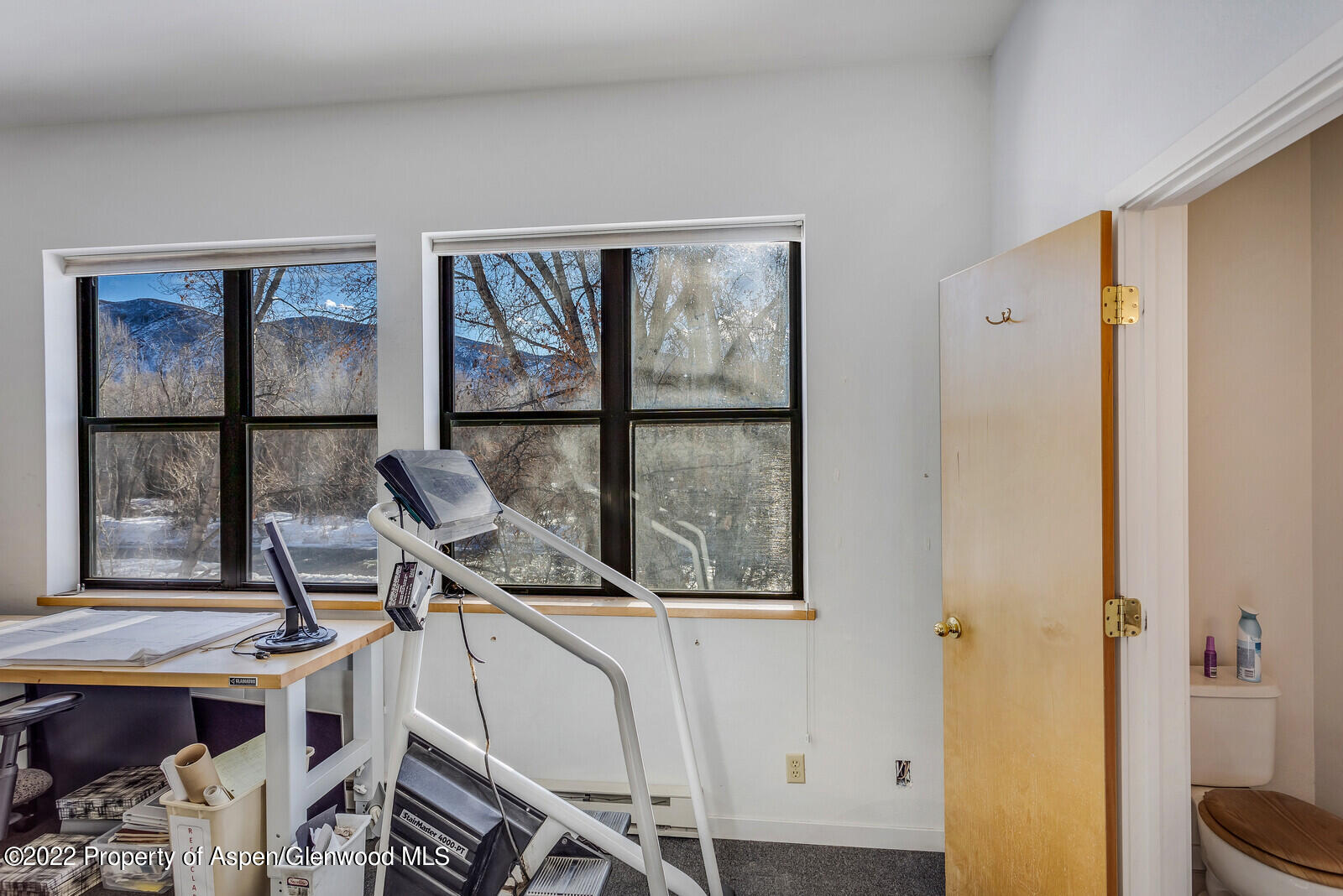 23400 Two Rivers Road