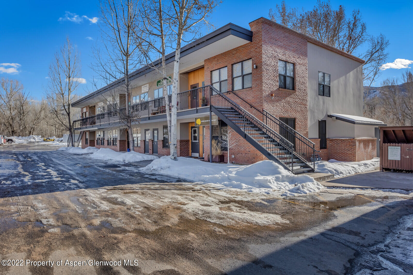 23400 Two Rivers Road