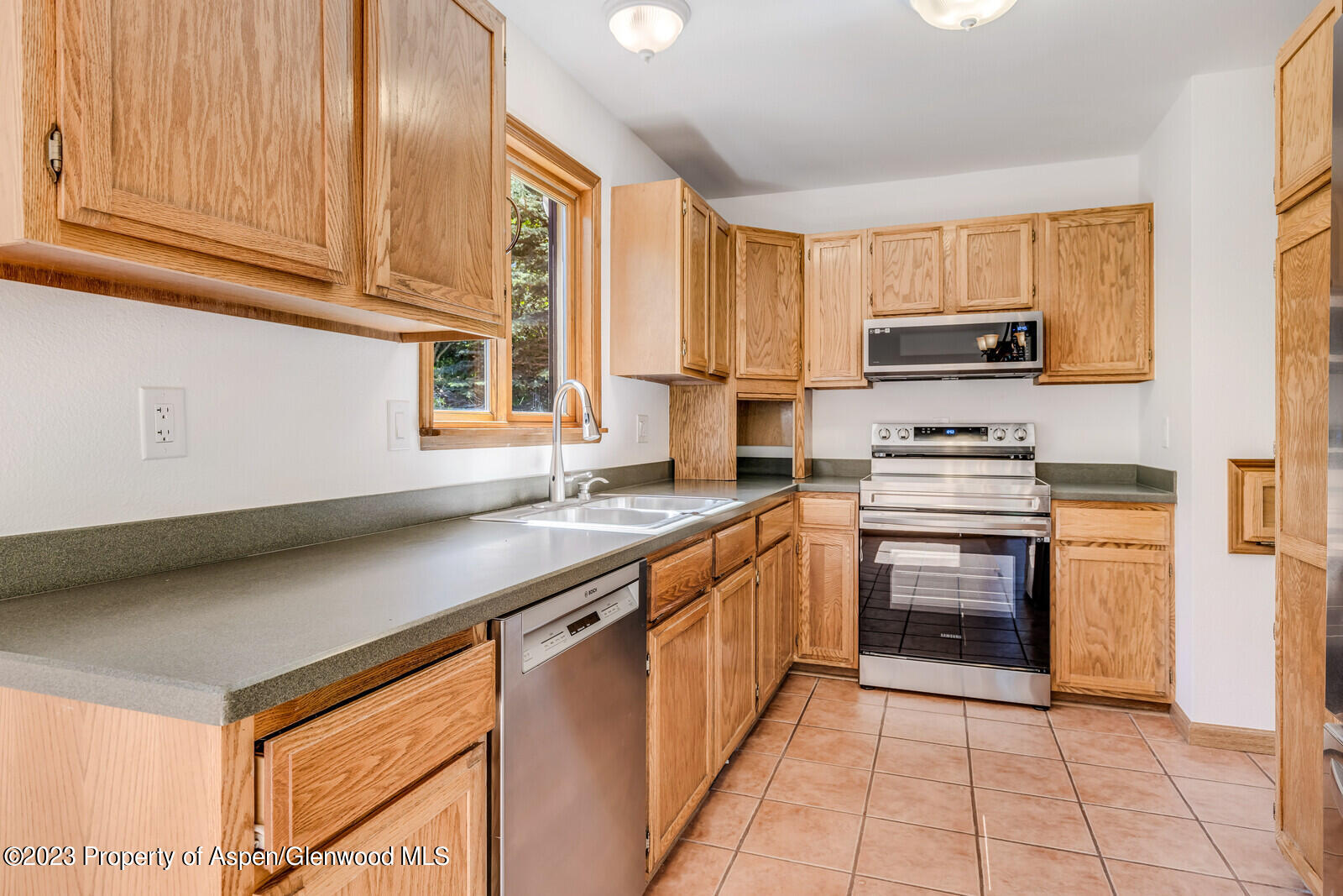 1735 County Road 241