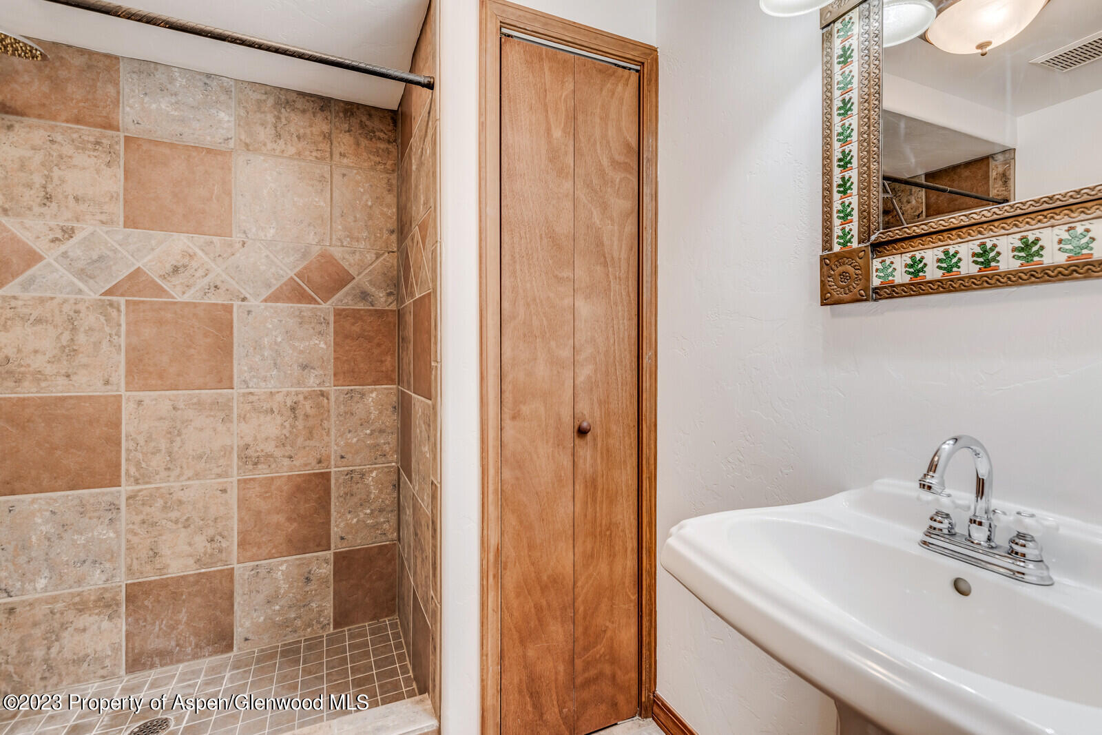 1735 County Road 241